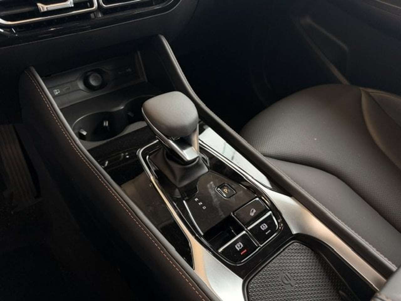 MG HS HYBRID BENZINE AUTOMAAT NIEUW 7J WAARBORG — foto 18 van 23