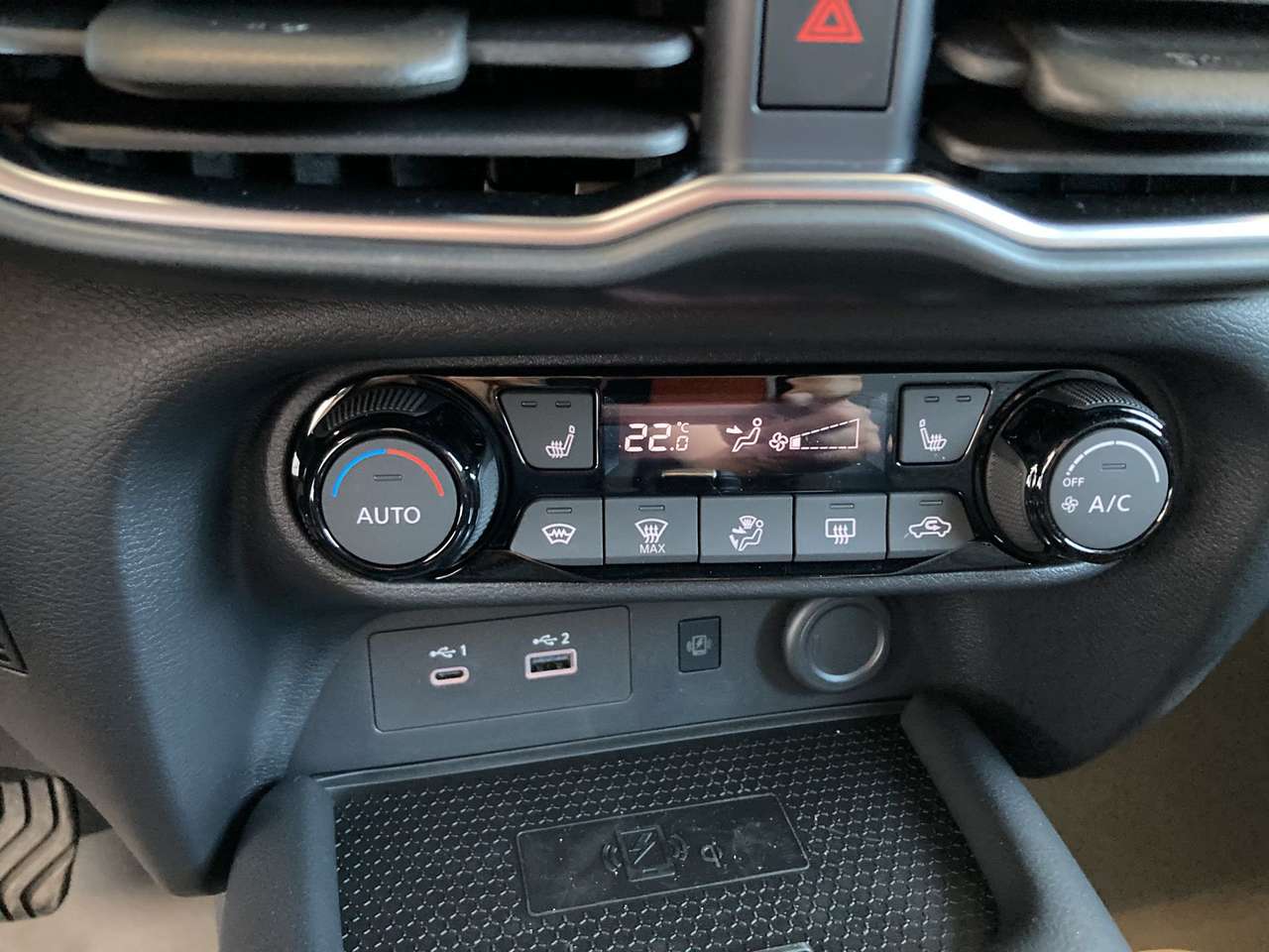 Nissan Juke N-CONNECTA BENZINE AUTOMAAT NIEUW OKM — foto 12 van 20