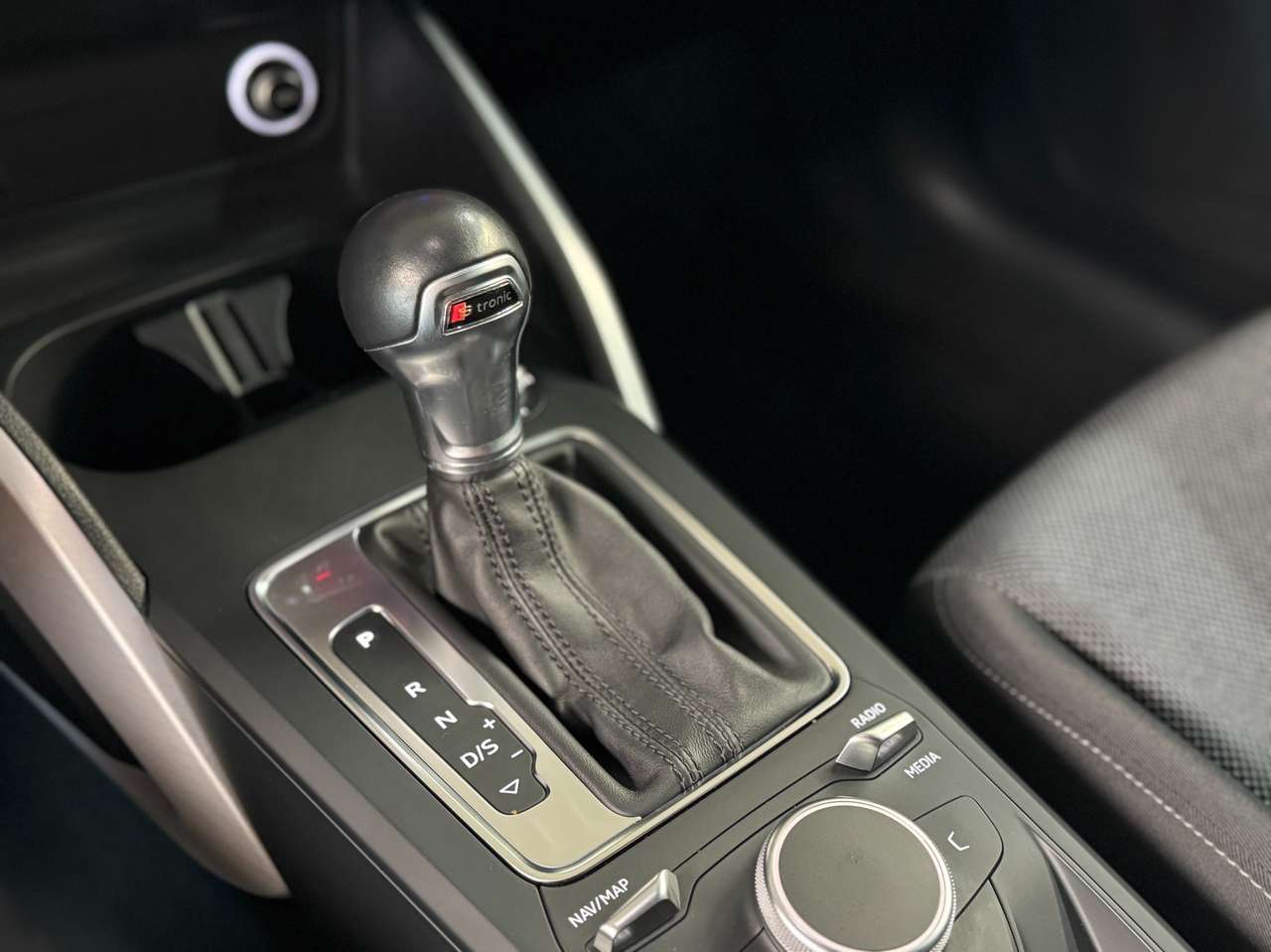 Audi Q2 1.0 TFSI S-tronic 'S-Line' AUTOMAAT — foto 10 van 15