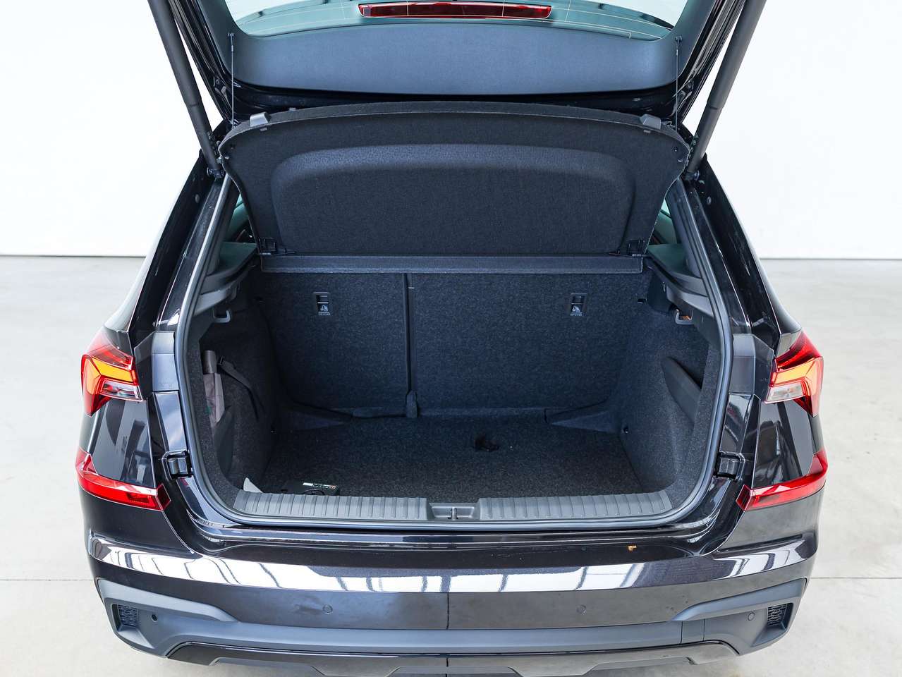 Skoda Kamiq MONTE CARLO|2J-GARANTIE|PANO|ACC|LA|HEATEDSEATS| — foto 11 van 25