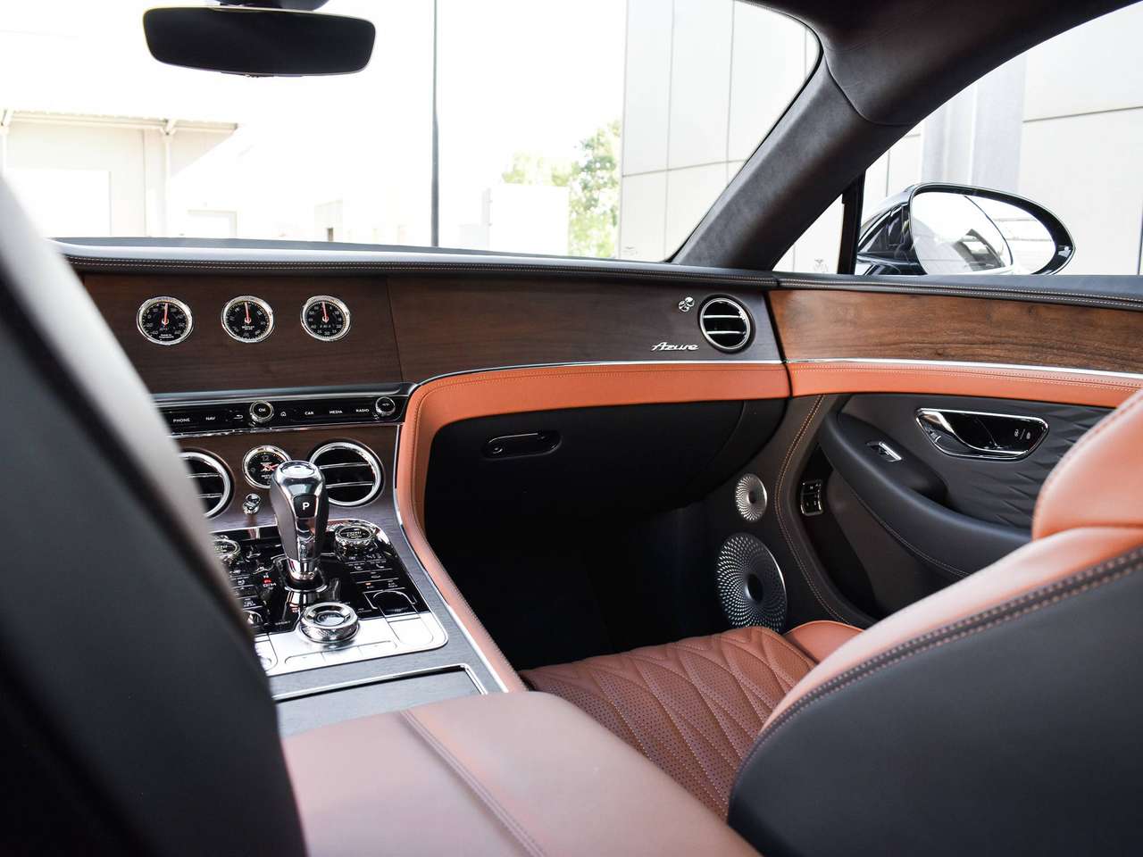 Bentley Continental GT 4.0 V8 PHEV | AZURE SPEC. | 550km/ NIEUW — foto 24 van 25
