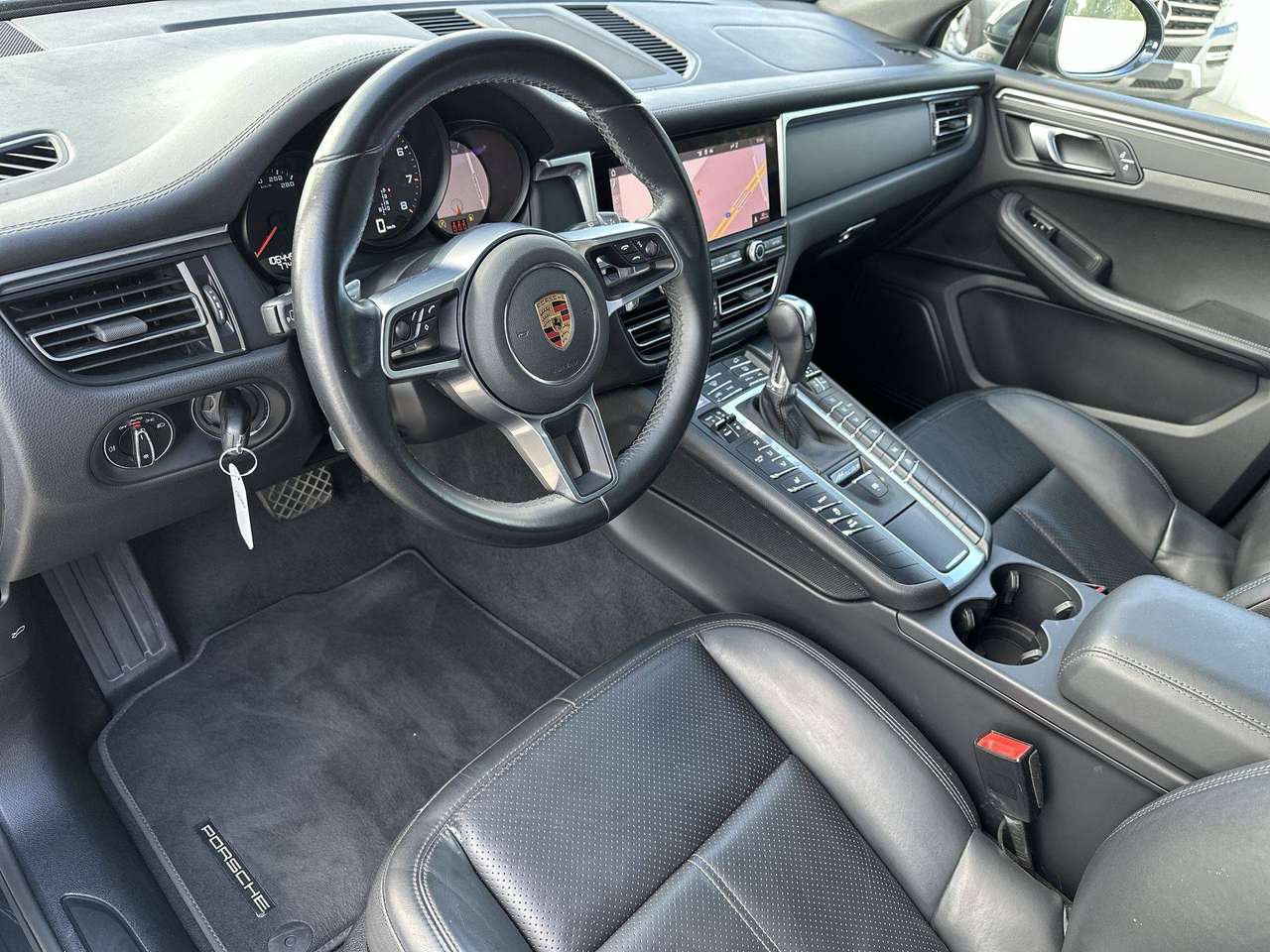 Porsche Macan Macan 2.0 Turbo PDK Lederpakket Privacy 20" Macan Turbo — foto 11 van 18