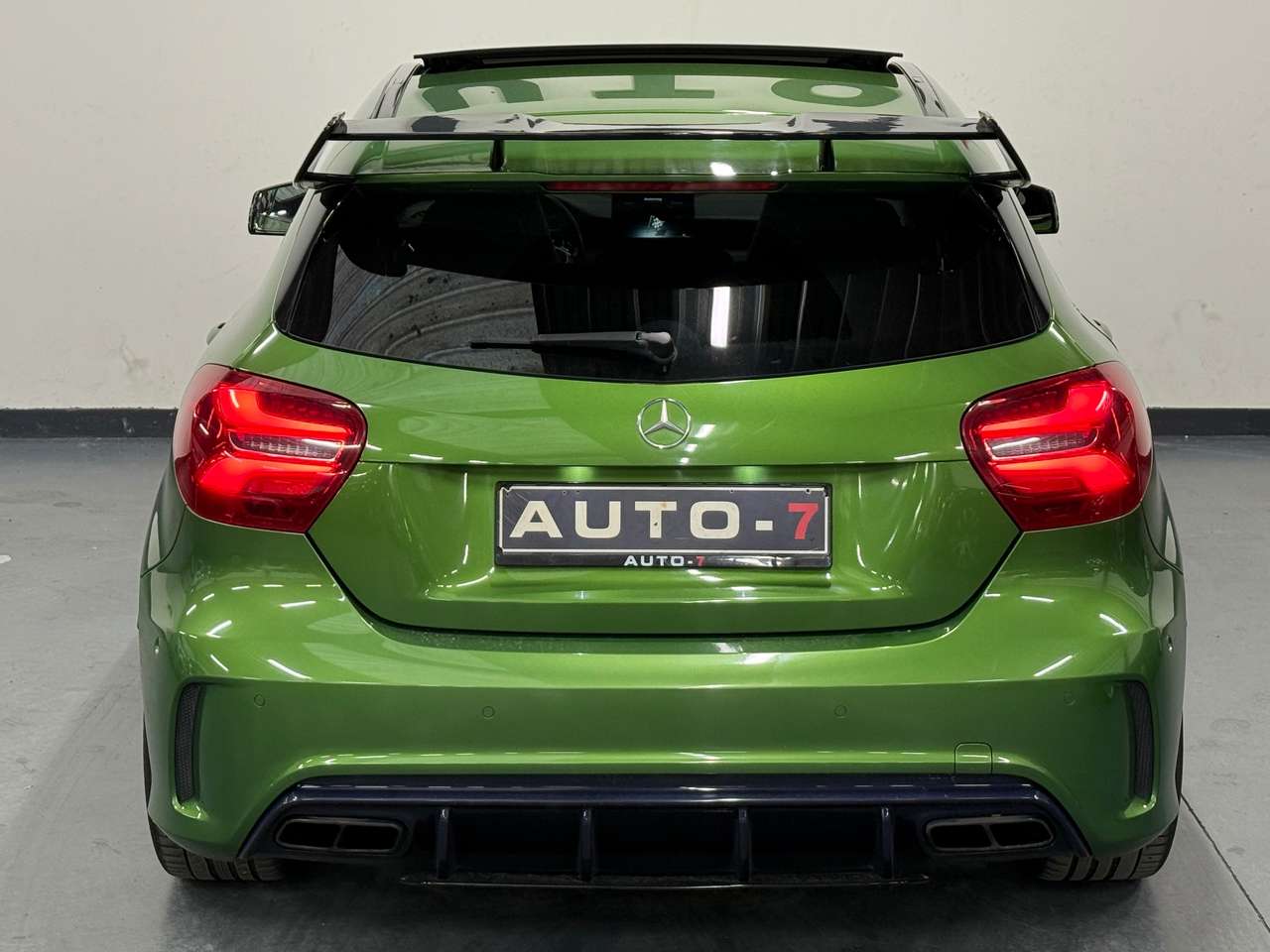 Mercedes-Benz A 45 AMG 4-Matic Face-lift Performance 2017 — foto 6 van 23
