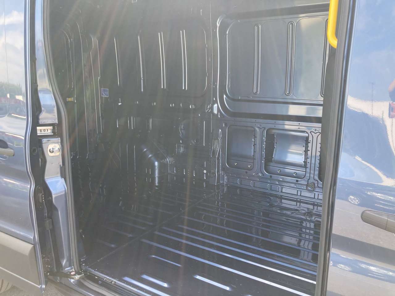 Ford Transit L3H2 AUTOMAAT 165PK TRAIL PACK  NIEUW OKM 36900+BTW — foto 7 van 18