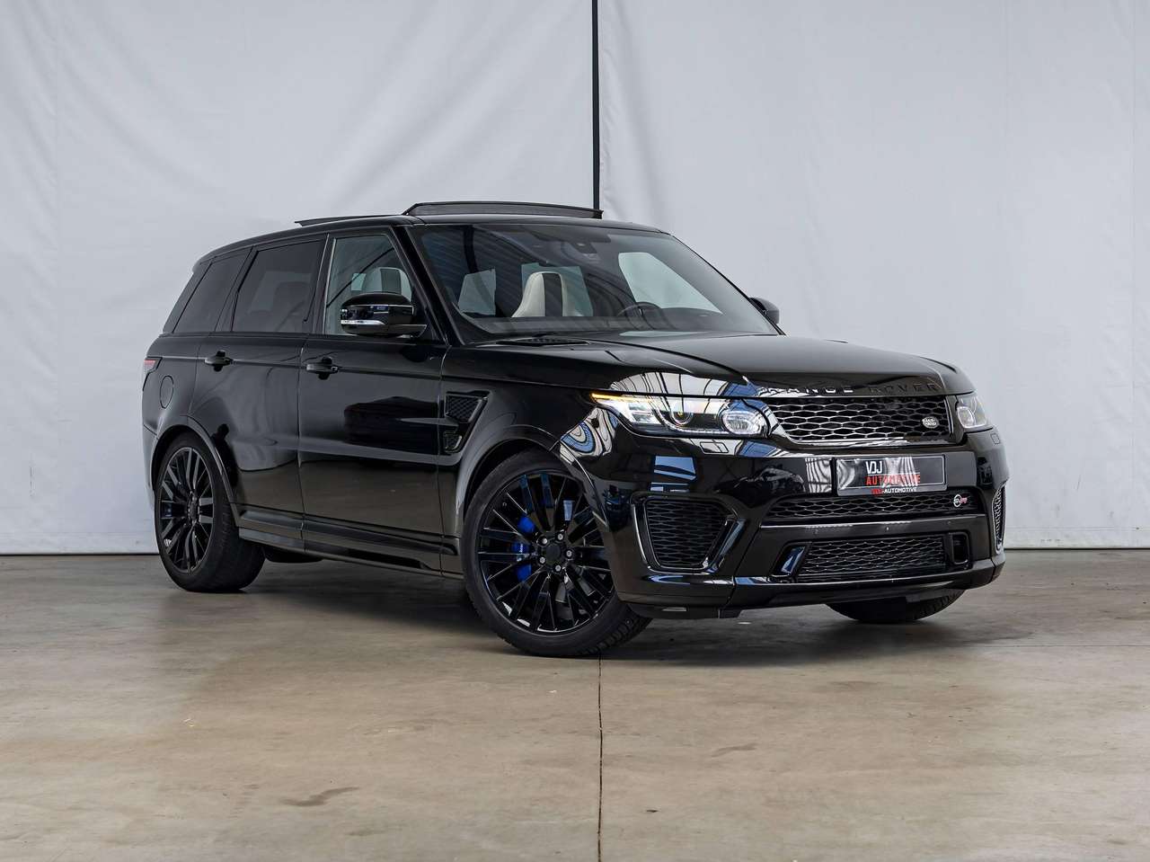 Land Rover Range Rover Sport 5.0i V8 SVR|PANO|HEAD-UP|HEATED-SEATS(v/a)|KEYLESS|AMBIENTLIGHT|ACC|LA| — foto 5 van 25