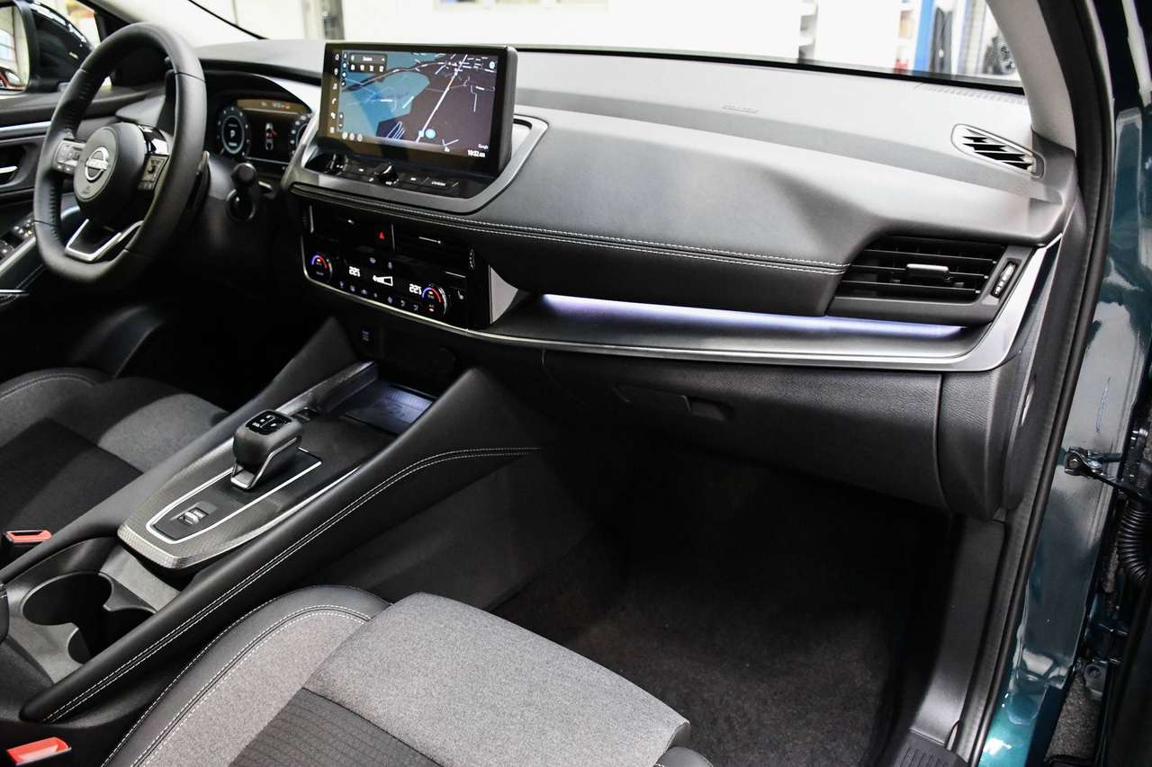Nissan Qashqai Qashqai 1.3 DIG-T MHEV N-Design Xtronic - PANORAMISCH / NAVIGATIE / CAMERA / ALCANTARA — foto 8 van 21