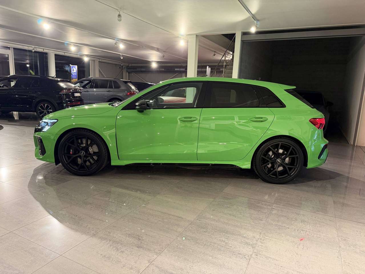Audi RS3 SPORTBACK * KYALAMI GROEN * AUDI EXCLUSIVE *  DCC * LED * KEY LESS GO * LEDER PACK PLUS  * NAVI * ACC *B&O * MATRIX * — foto 18 van 25