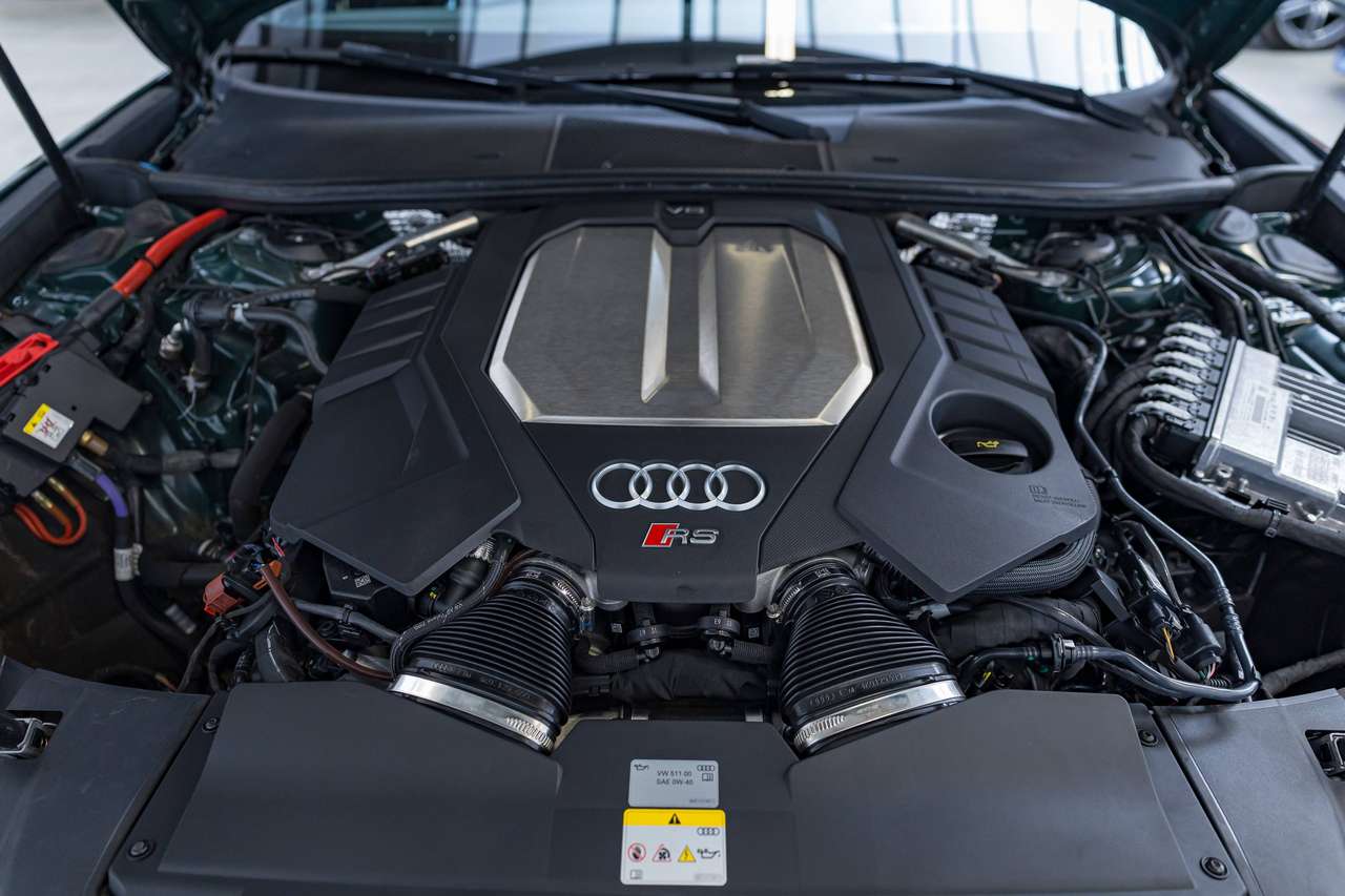 Audi RS6 GARANTIE|CARBON|ALCANTARA|KEYLESS|ZETELVERW.|SFEERVERL.|HEAD-UP|LUCHTVERING|ACC|LA| — foto 6 van 25