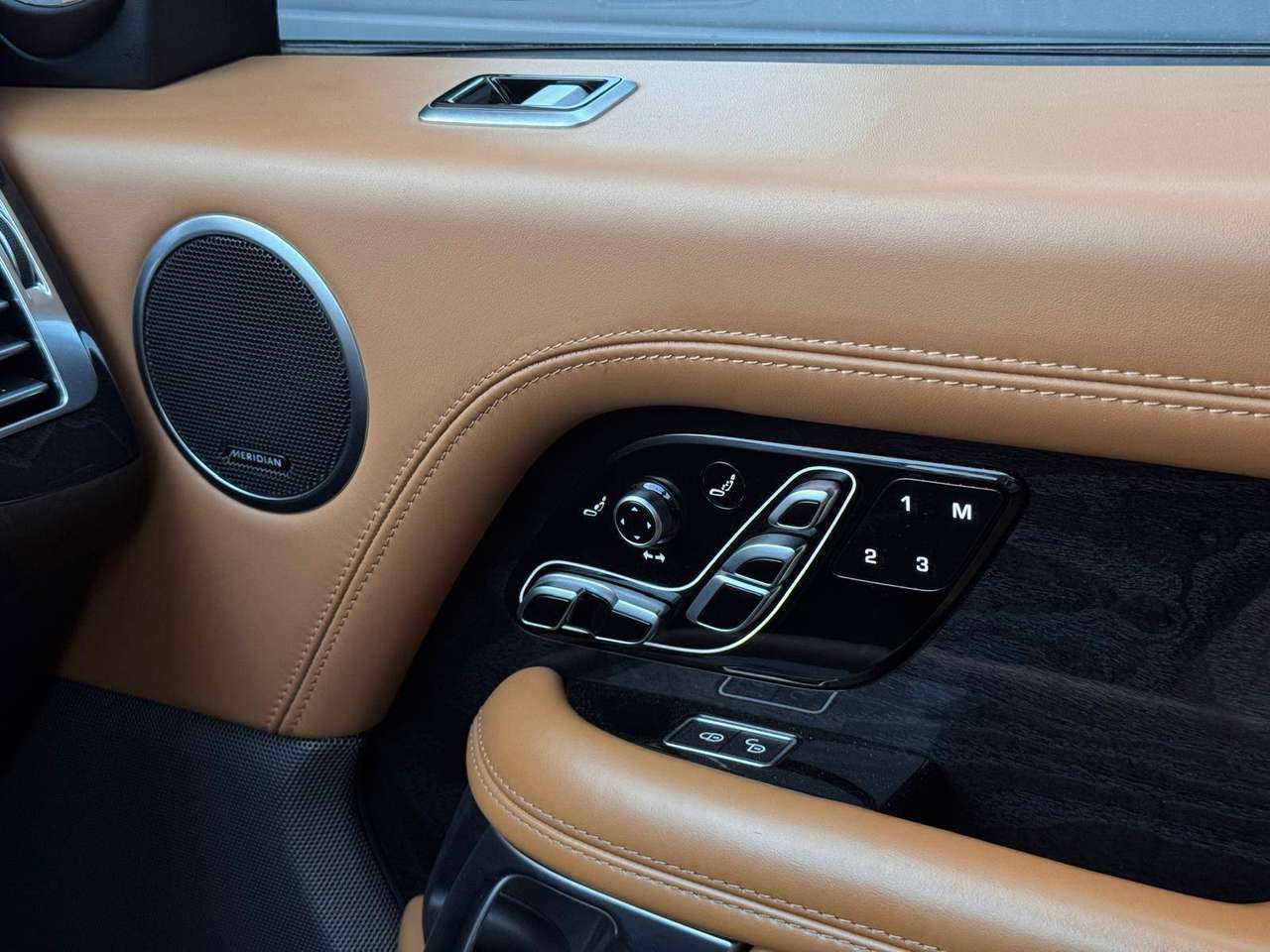 Land Rover Range Rover Range Rover 3.0 SDV6 Autobiography — foto 15 van 19