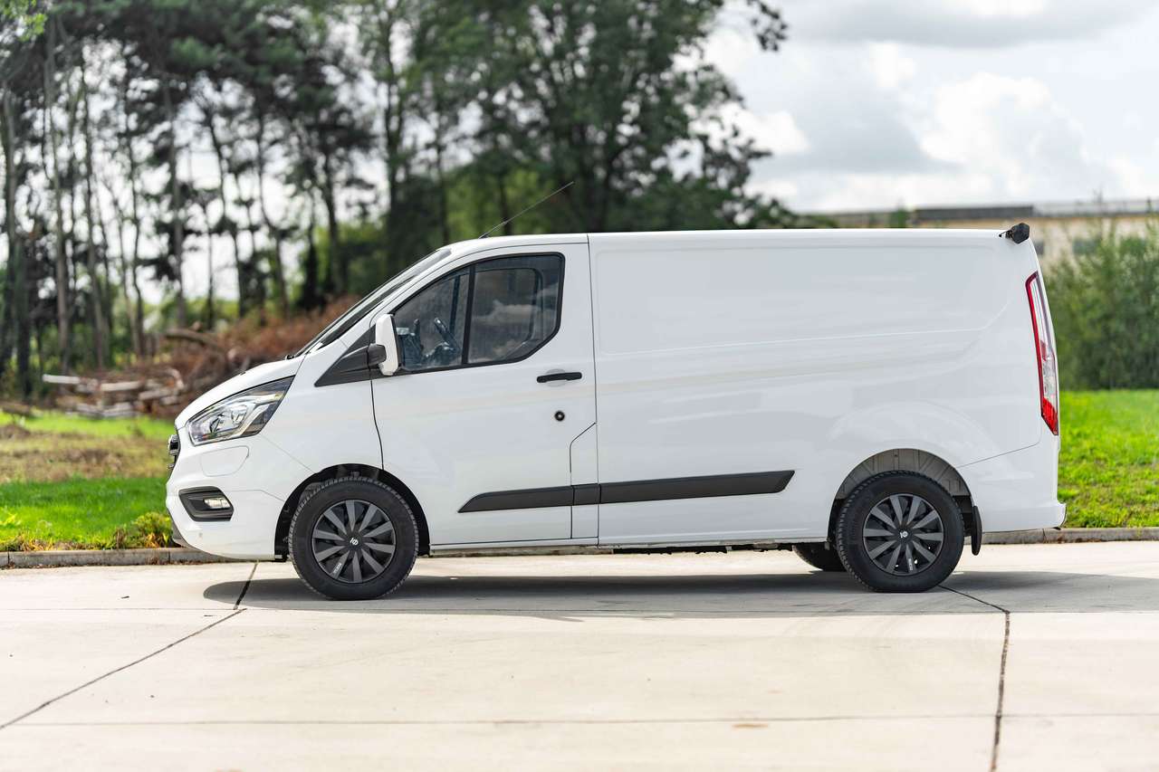 Ford Transit Custom (2022) — foto 7