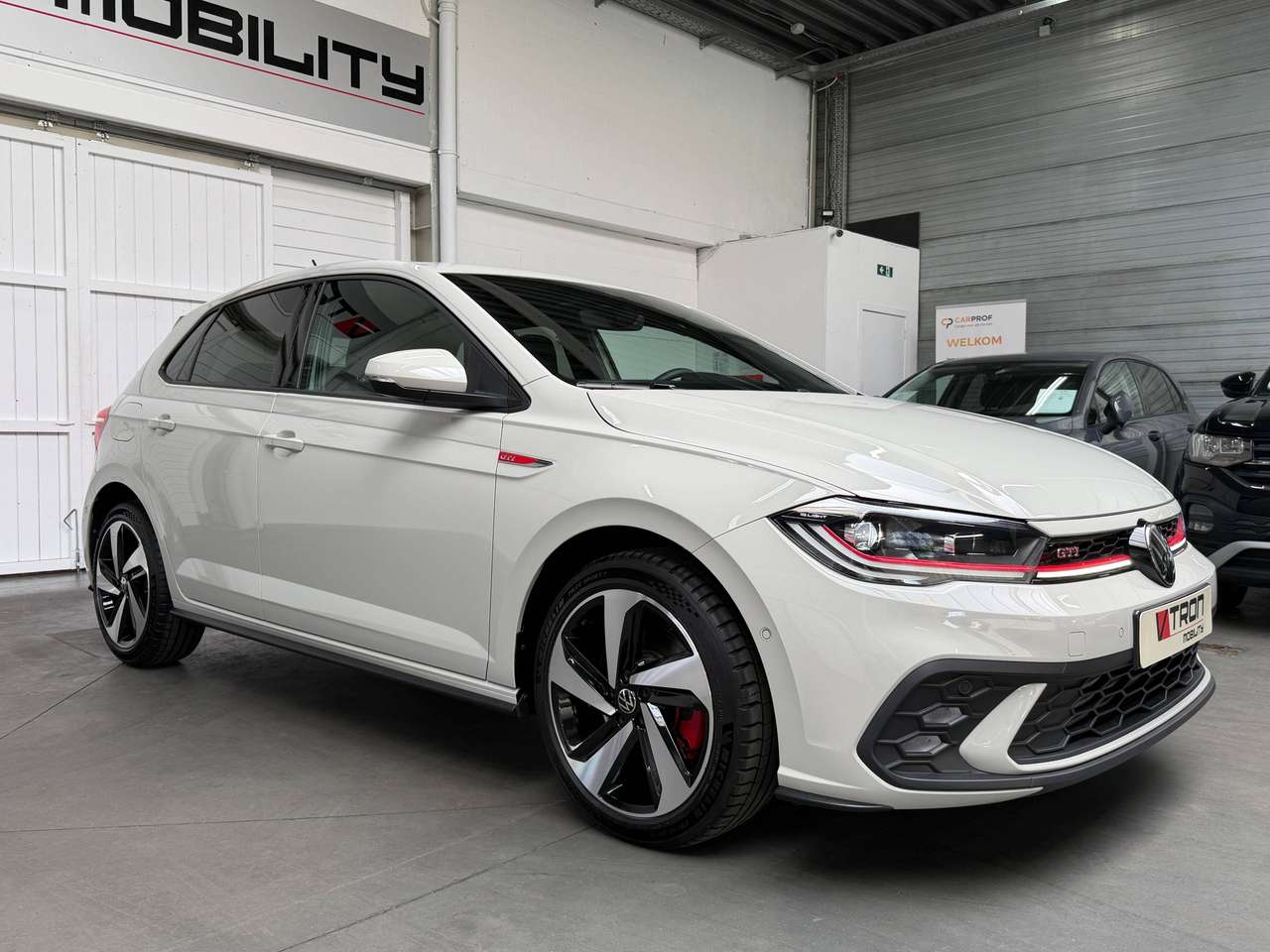 Volkswagen Polo GTI 2.0 TSI DSG LED*NAVI*DAB*CARPLAY*PDC*ACC*LIKENEW — foto 6 van 25