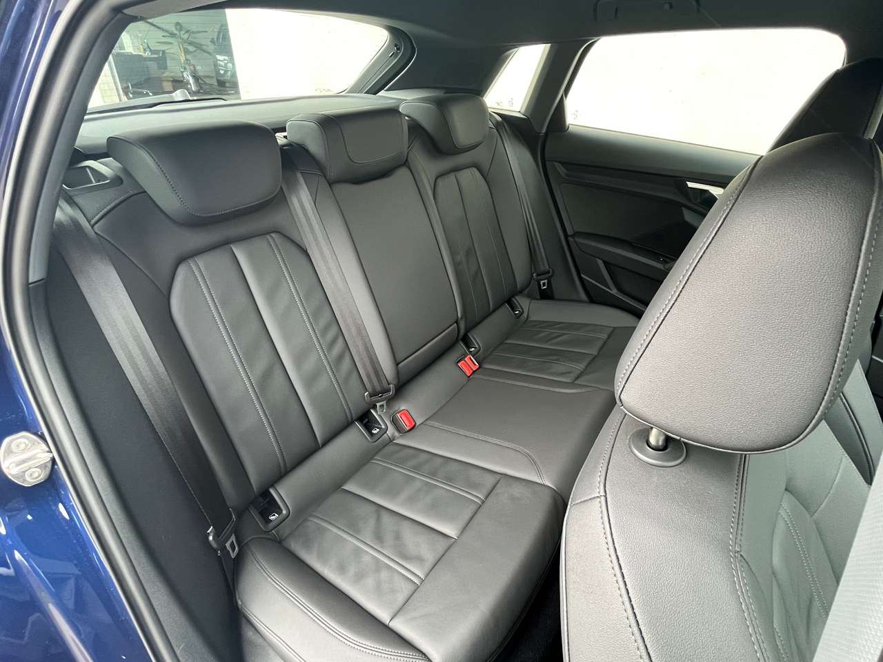 Audi A3 A3 Sportback MHEV 30 eTFSI Business Attraction S-Tronic /LEATHER / HEATED SEATS / LED / PDC / COCKPIT / CARPLAY /ACC PREP — foto 9 van 19