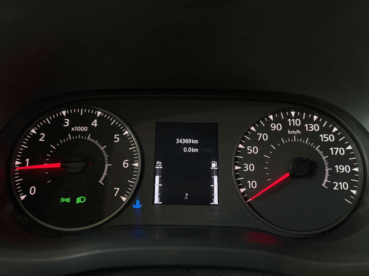 Renault Master 2.3 dCi 35 L2H2 met 9 plaatsen — foto 16 van 16