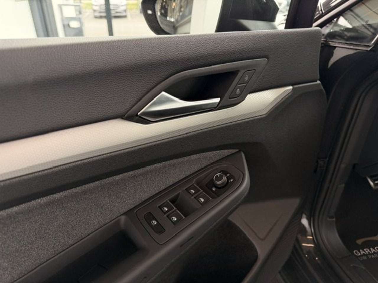 Volkswagen Golf MOVE BENZINE SLECHTS 10000KM!!!!!! — foto 22 van 23