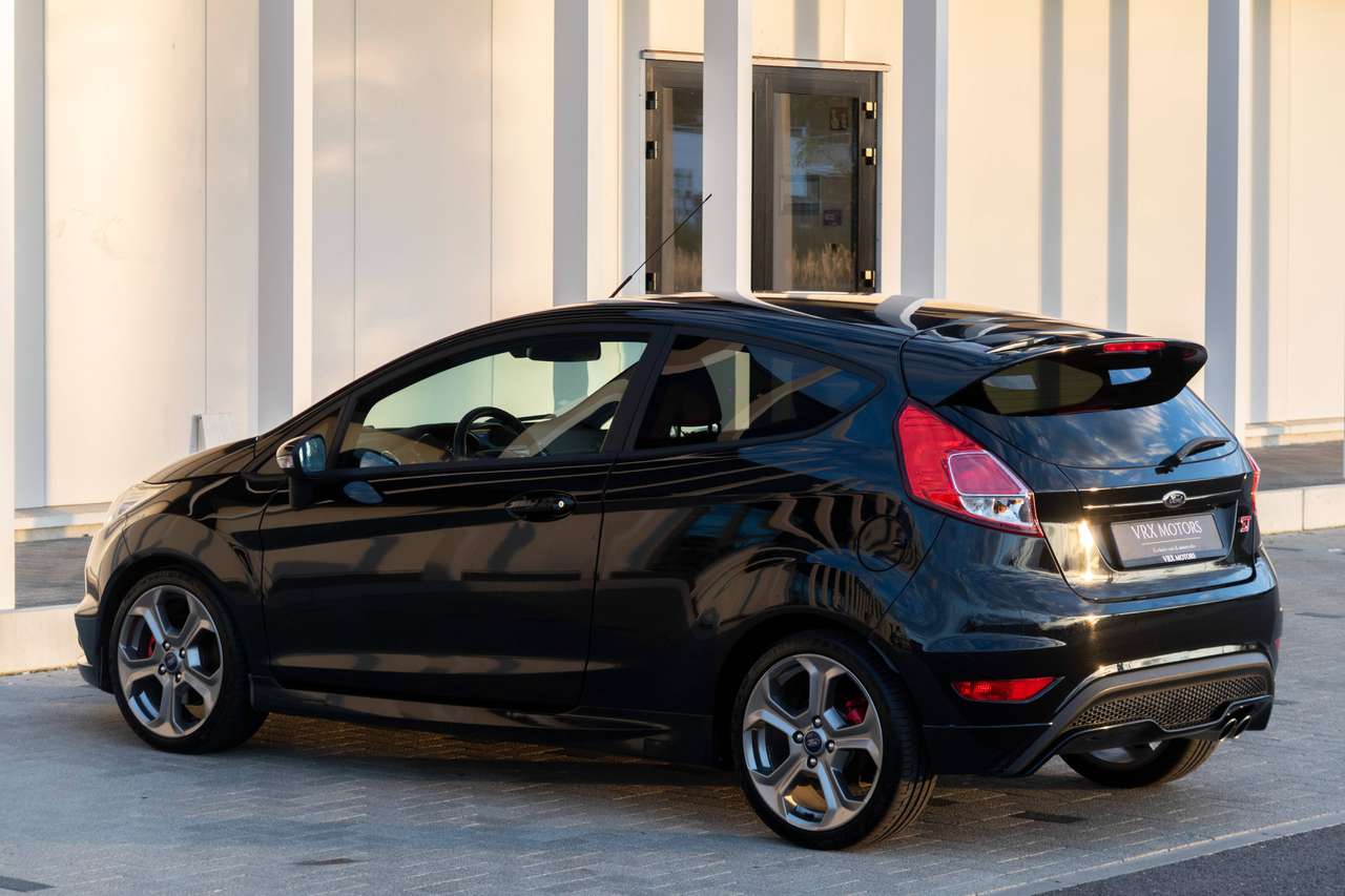 Ford Fiesta Ford Fiesta ST 182 pk / slechts 41k km / Leder Recaro / 1j Garantie — foto 10 van 19