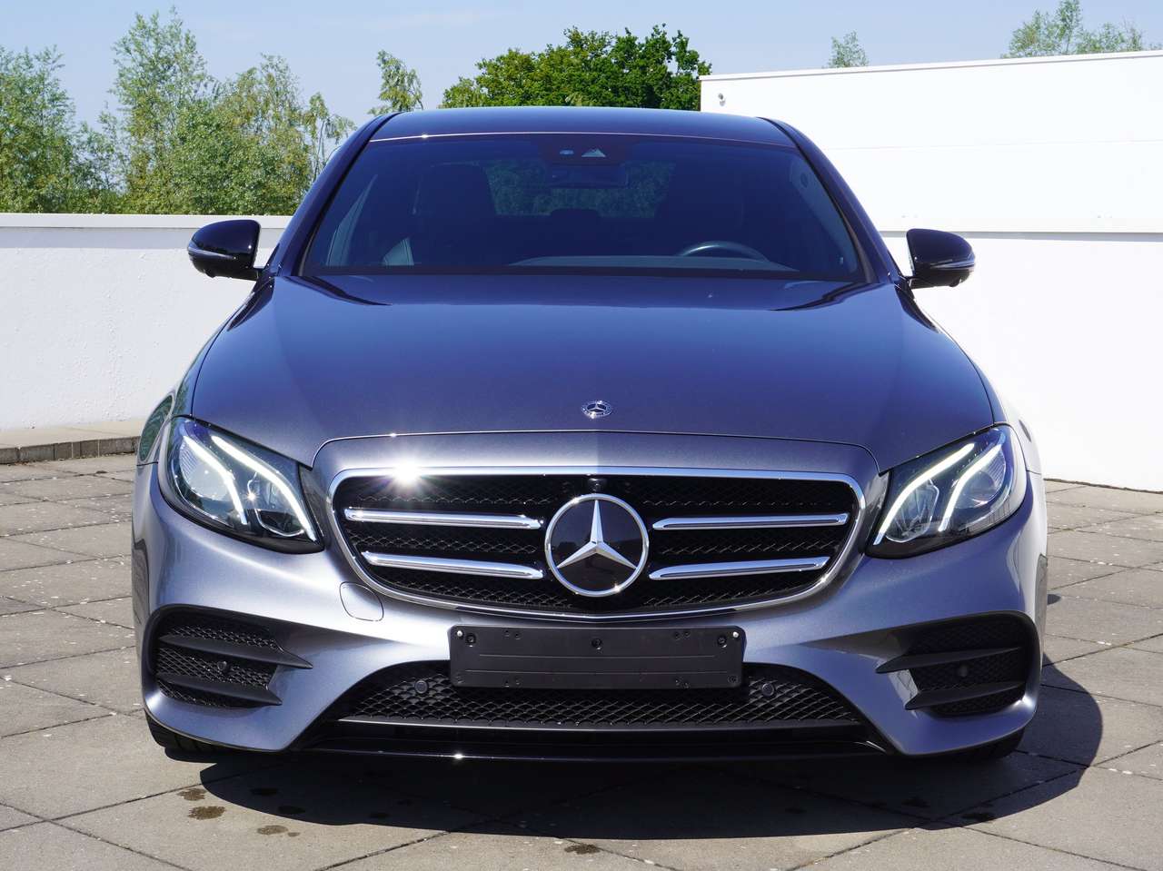 Mercedes-Benz E 220 d AMG/360 CAM/NIGHT PAK/COMAND ONLINE/9G-TRON/LED — foto 6 van 12