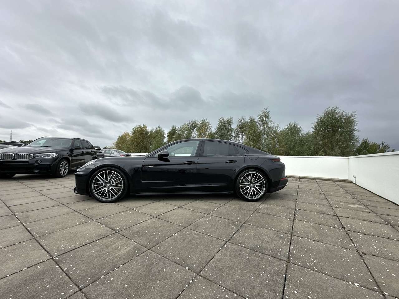 Porsche Panamera 4 E-Hybrid CATALOGUSPRIJS : 161.913 EURO!!! - 10%/FULL FULL!!PANODAK/BOSE/CRUISE CTR — foto 6 van 15