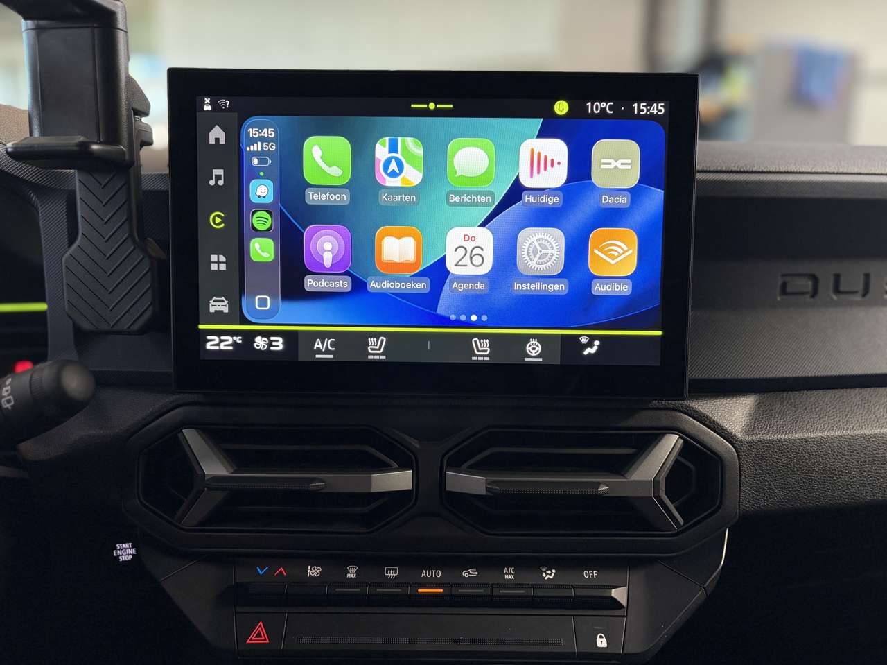 Dacia Duster Journey Hybrid 140 PK — foto 10 van 18
