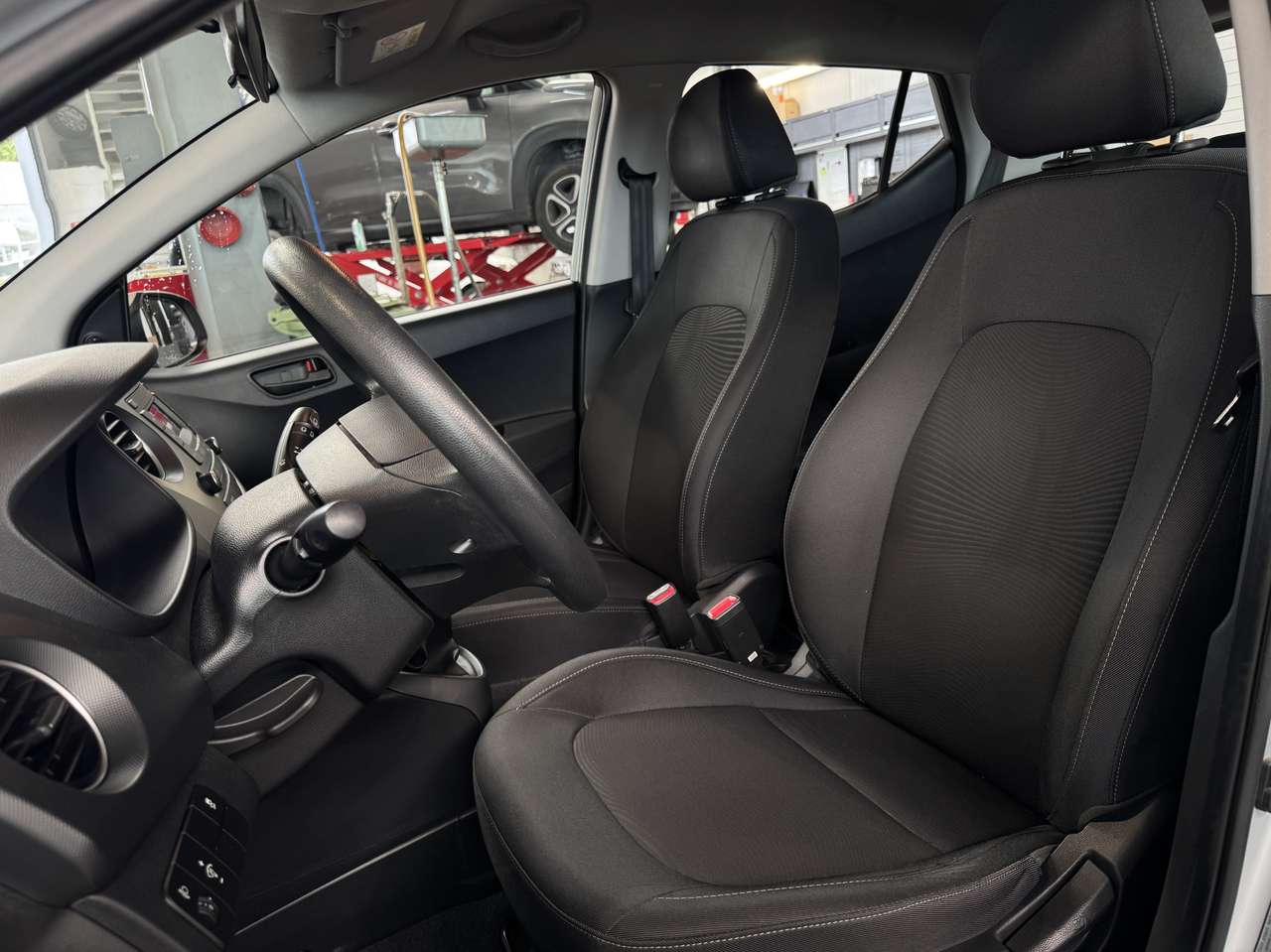 Hyundai i10 1.0i     met 12 maanden GARANTIE !! — foto 6 van 12