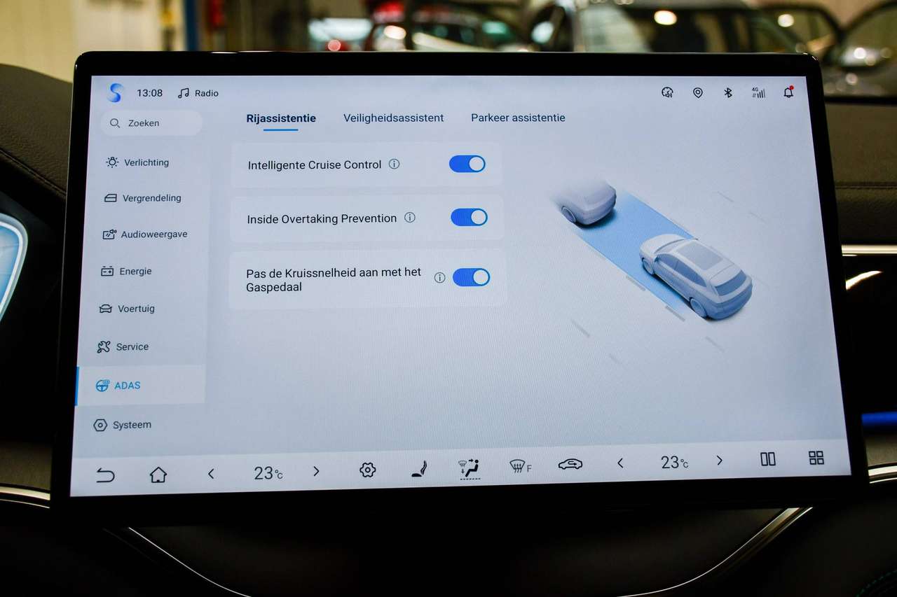 BYD Seal U DM-i Boost - NAVIGATIE / PANORAMISCH / SMARTLINK / ACC / BLIS / CAMERA / PDC — foto 16 van 25