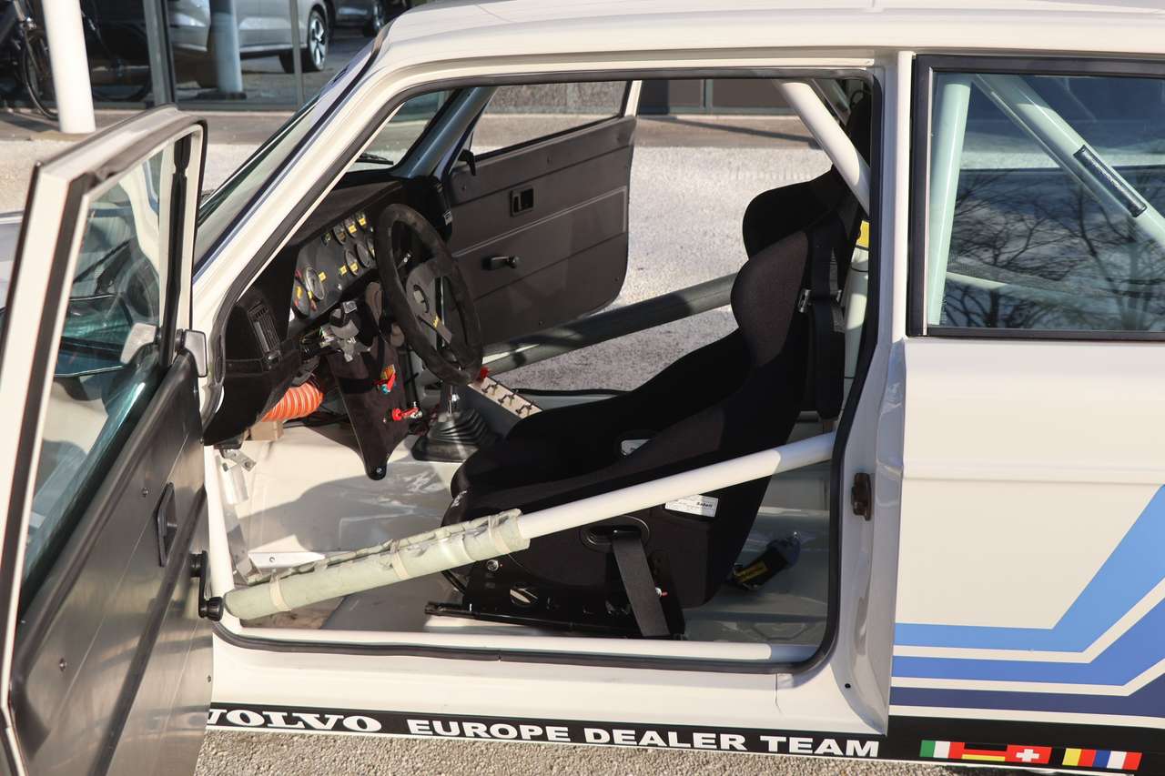Volvo 240 240 Turbo Grp A - Brand new - FIA Homologated — foto 25 van 25