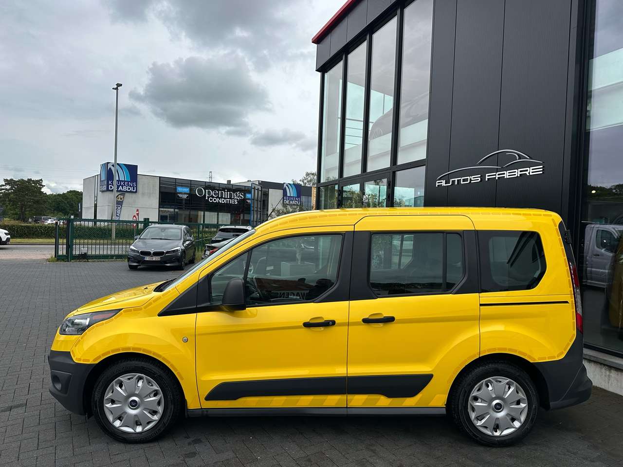 Ford Tourneo Connect 1.0 EcoBoost. Airco 5 Places 150000 km — foto 4 van 11