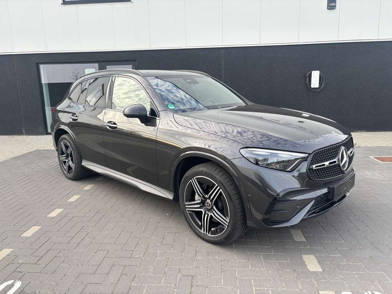 Mercedes-Benz GLC 300 GLC 300 de PHEV AMG Line 4MATIC - PANO - AIRMATIC - 360 - TREKHAAK - ACC - CARPLAY - LIGHT DESIGN