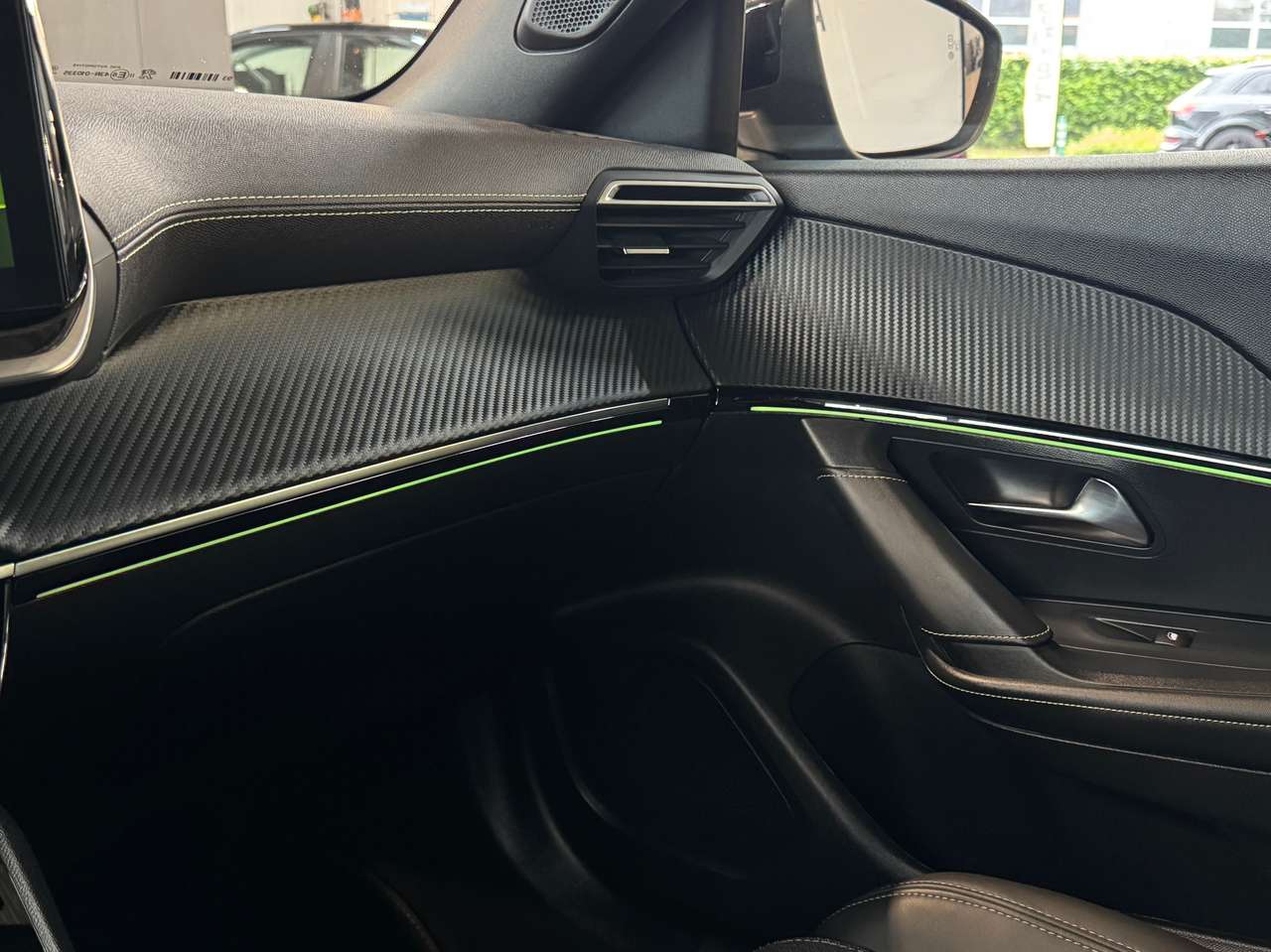 Peugeot 2008 1.2 PureTech GT-Line — foto 16 van 16