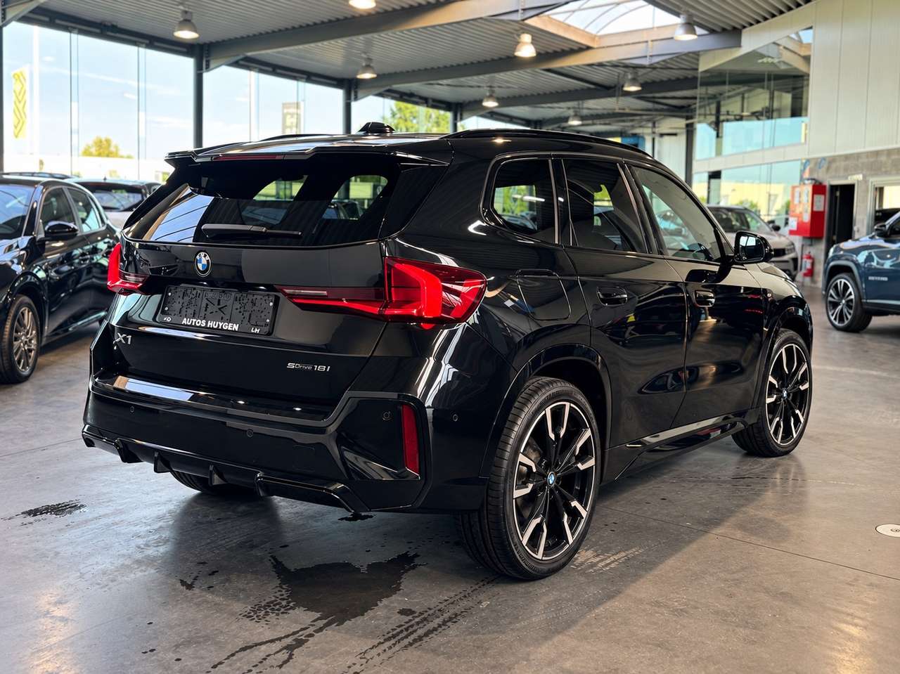 BMW X1 1.5iA sDrive18i M-Sport — foto 5 van 19
