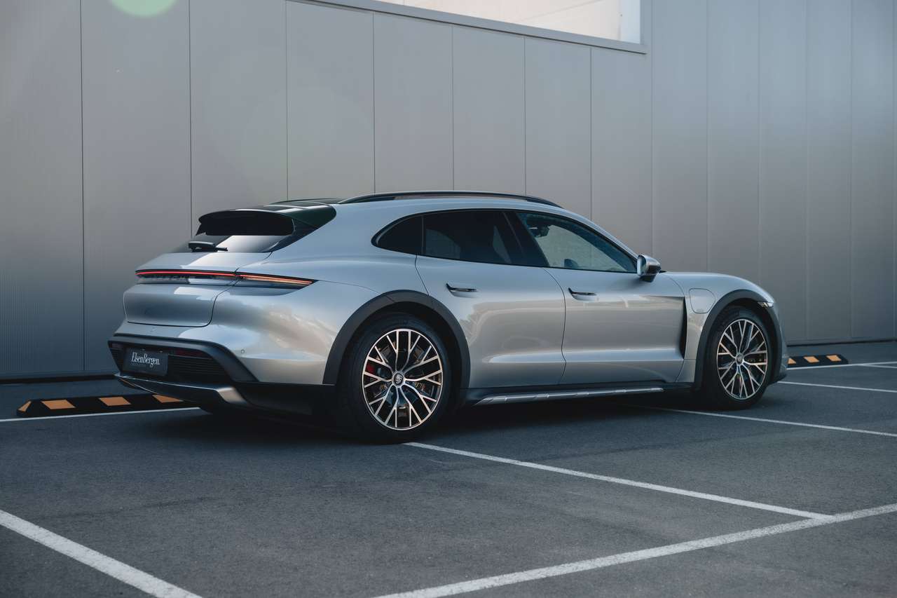 Porsche Taycan 4S Cross Turismo 93.4kWh Performance Battery Plus - 1st. Hand - Porsche History — foto 4 van 25