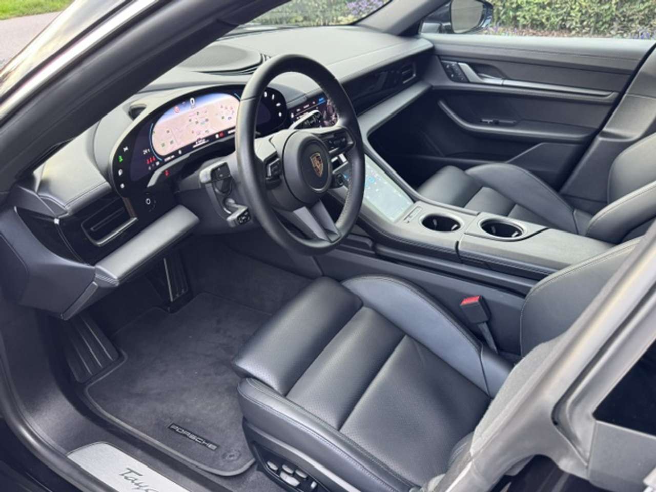 Porsche Taycan *VERKOCHT* — foto 22 van 25