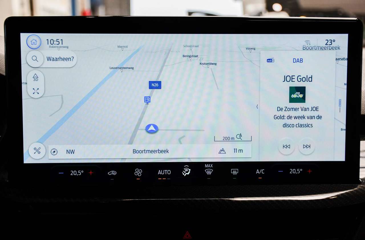 Ford Focus Focus 1.5 EcoBlue ST-Line X Automaat - NAVIGATIE / CAMERA / SMARTLINK / BLIS / ACC — foto 9 van 18