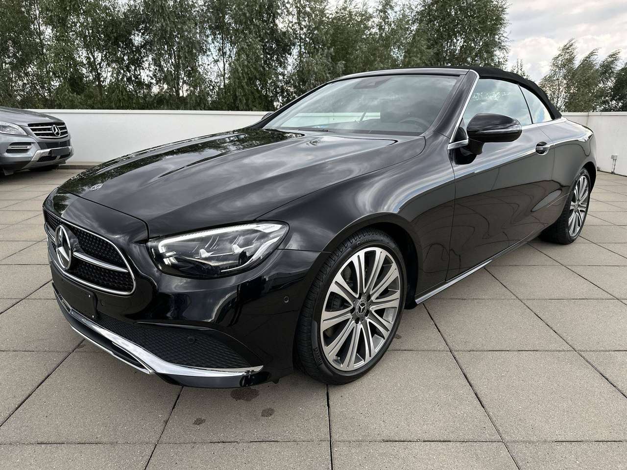 Mercedes-Benz E 200 Cabriolet E 200 (EU6d-TEMP) Leder smartphone integratie sfeerverlichting — foto 2 van 17