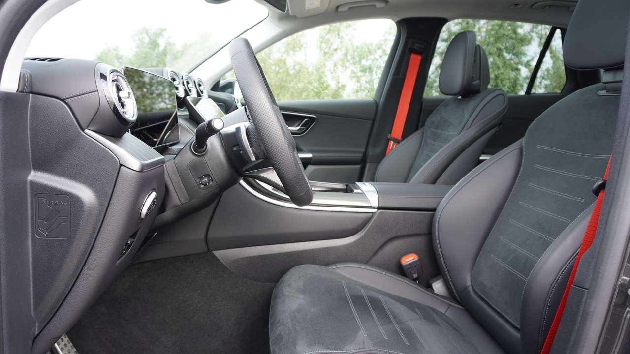 Mercedes-Benz GLC 300 e 4M AMG/PANODAK/DISTR/NIGHTPAK/PARKEERPAK 360 CAM — foto 9 van 19