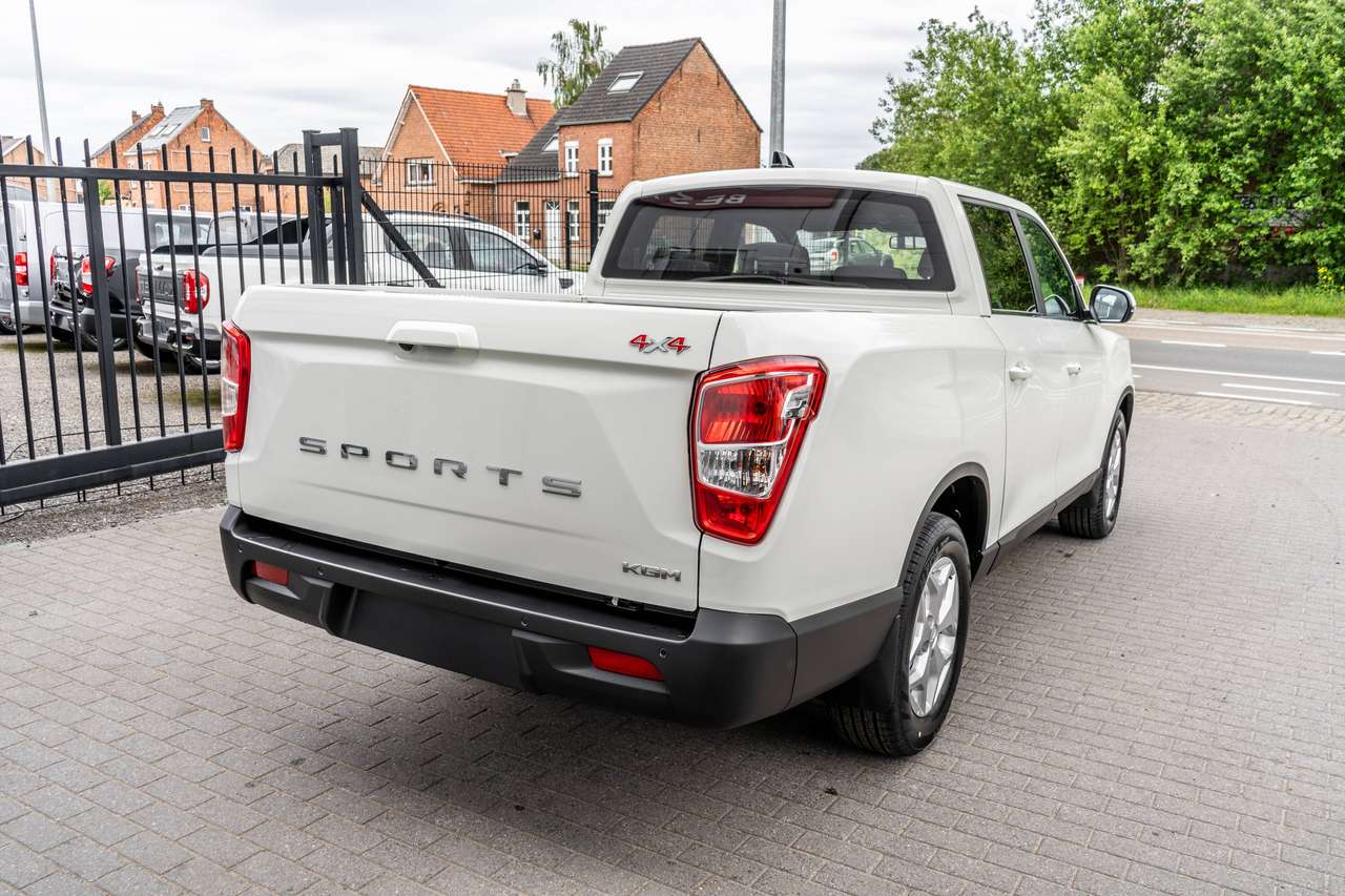 KGM Musso Grand 2.2D 4X4 Style - Automaat - 29.600ex — foto 5 van 19