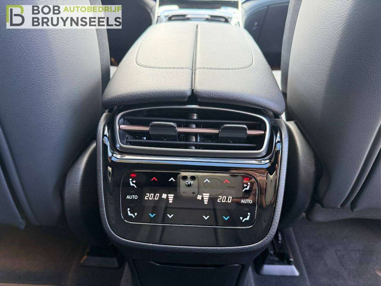 Mercedes-Benz EQE SUV Electric Art – Distronic – Panodak – Memoryseats – Trekhaak — foto 20 van 25
