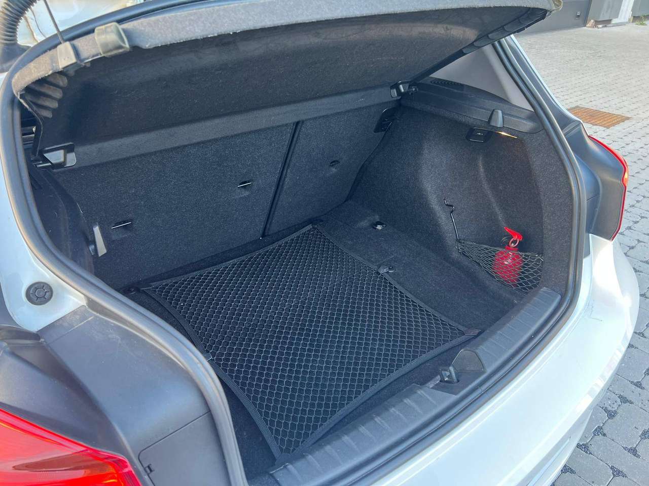 BMW 116 leder - cruise - vers onderhoud - mogelijkheid tot CarPlay — foto 24 van 25