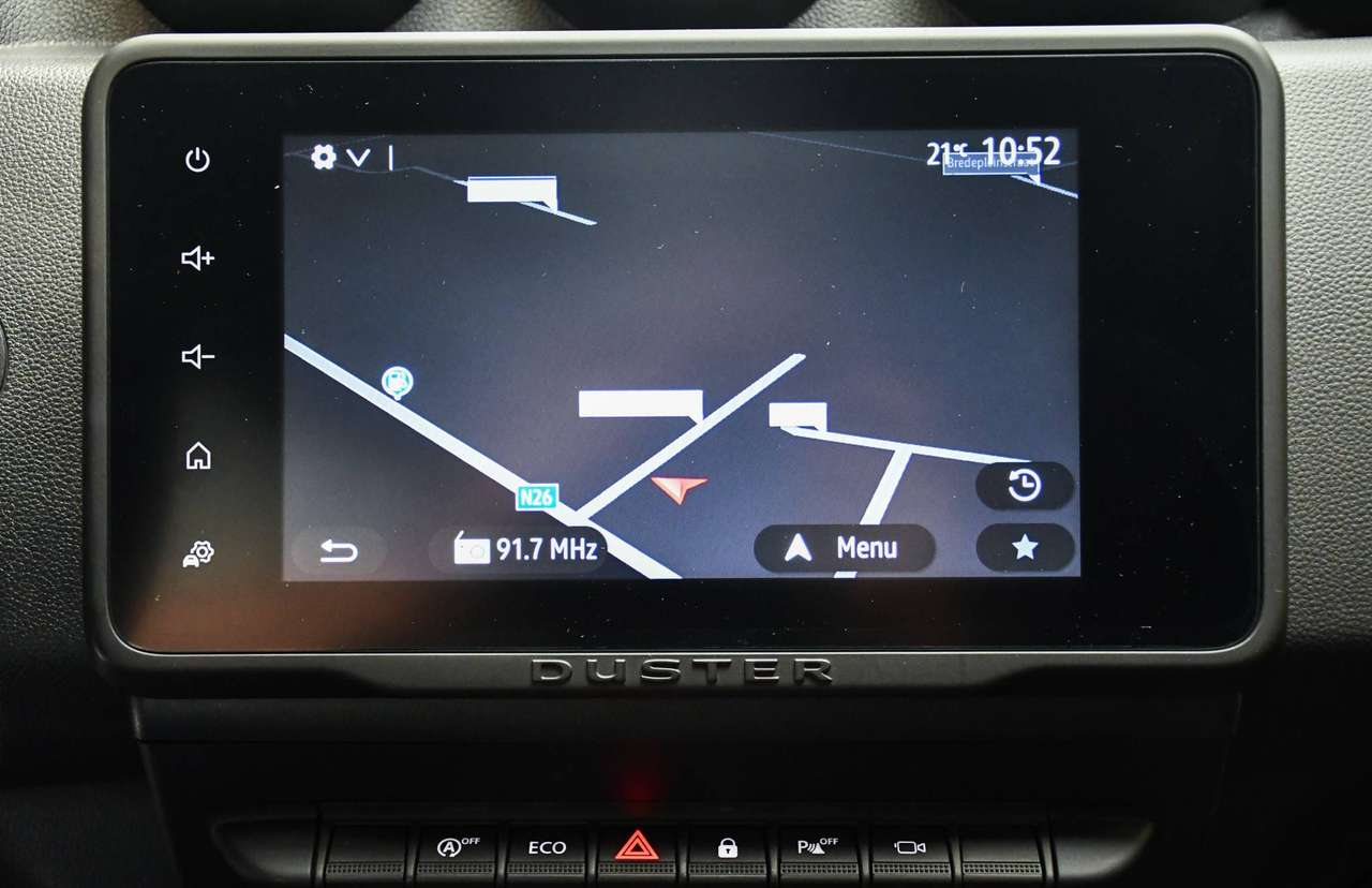 Dacia Duster Duster 1.3 TCe Comfort - NAVIGATIE / CAMERA / SMARTLINK / PDC / BLIS / CC — foto 9 van 18