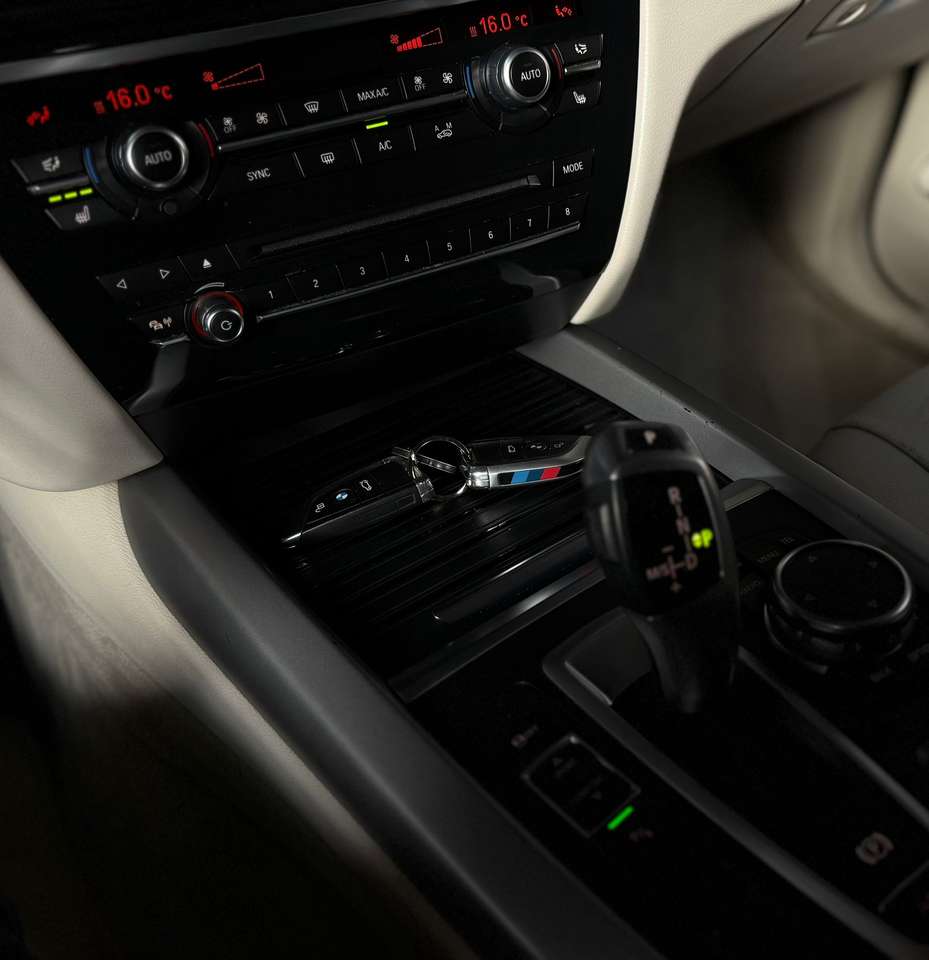 BMW X5 X5 2.0 dAS sDrive25 — foto 18 van 25