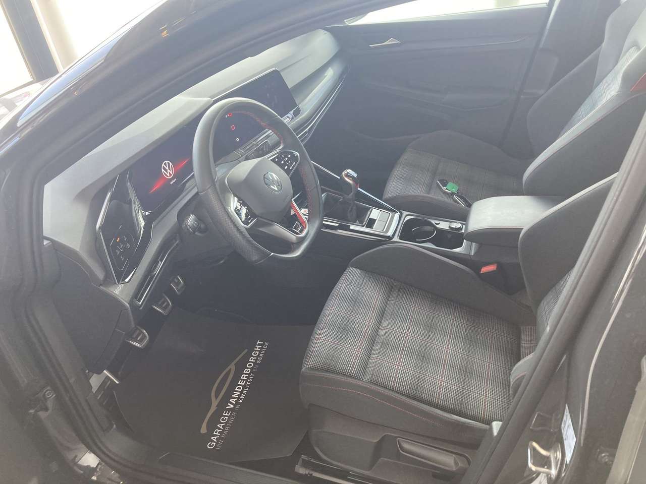 Volkswagen Golf GTI 2.0TSI 245PK 6 VIT — foto 9 van 20