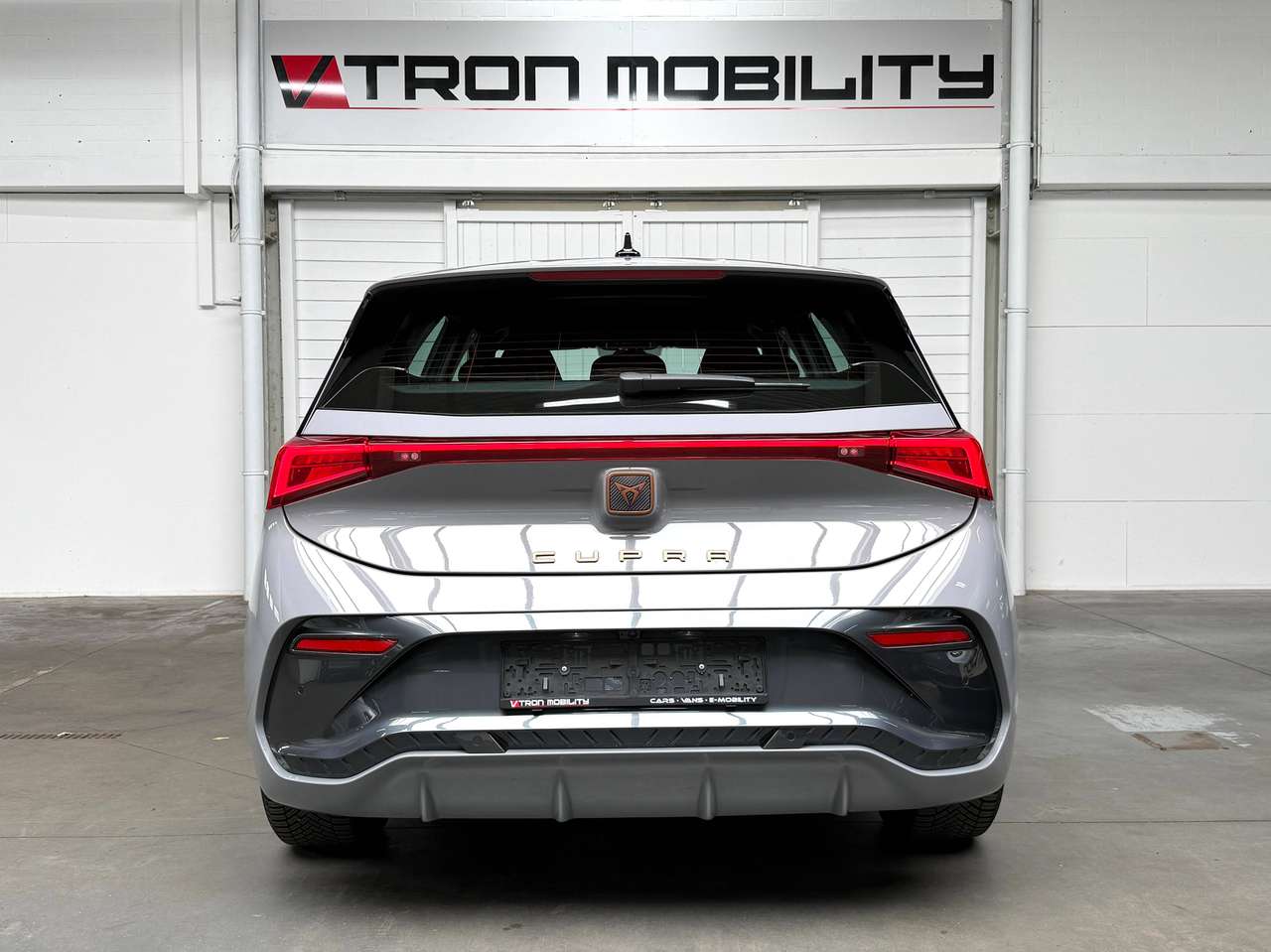 CUPRA Born Born 60/63kWh eBoost 170KW SOH100% 360°CAMERA*CARPLAY*DAB*NAVI*ACC*BLIS*LANE ASSIST*LED*AC2ZONE — foto 5 van 25