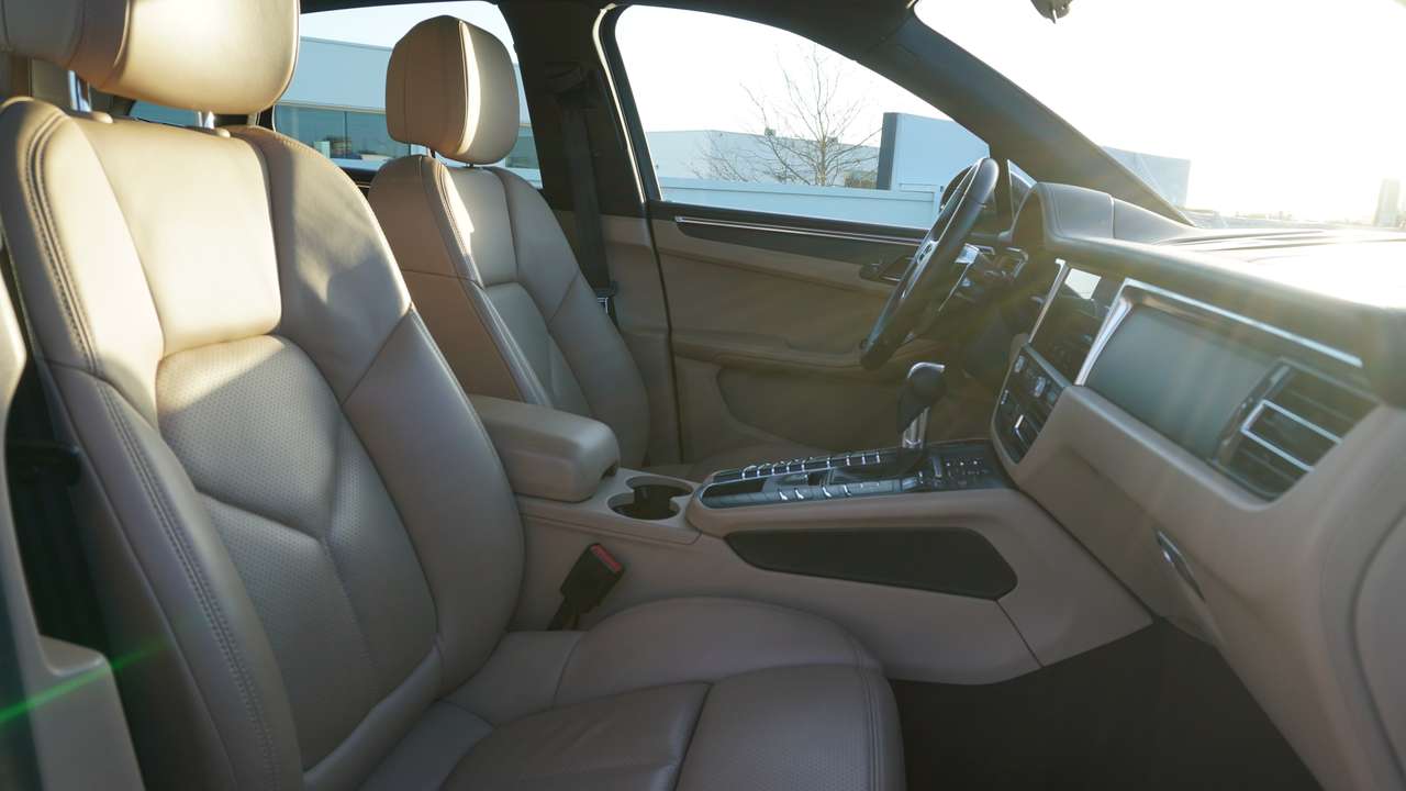 Porsche Macan LUCHTVER/BOSE/LED MATRIX PDLS/COMFORTSTOEL/PANODAK — foto 9 van 18
