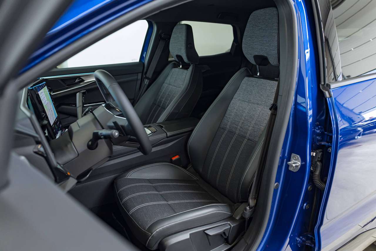 Renault Austral E-TECH HYBRID|GARANTIE|KEYLESS|HEATED-SEATS & WHEEL|ACC|LA| — foto 19 van 25