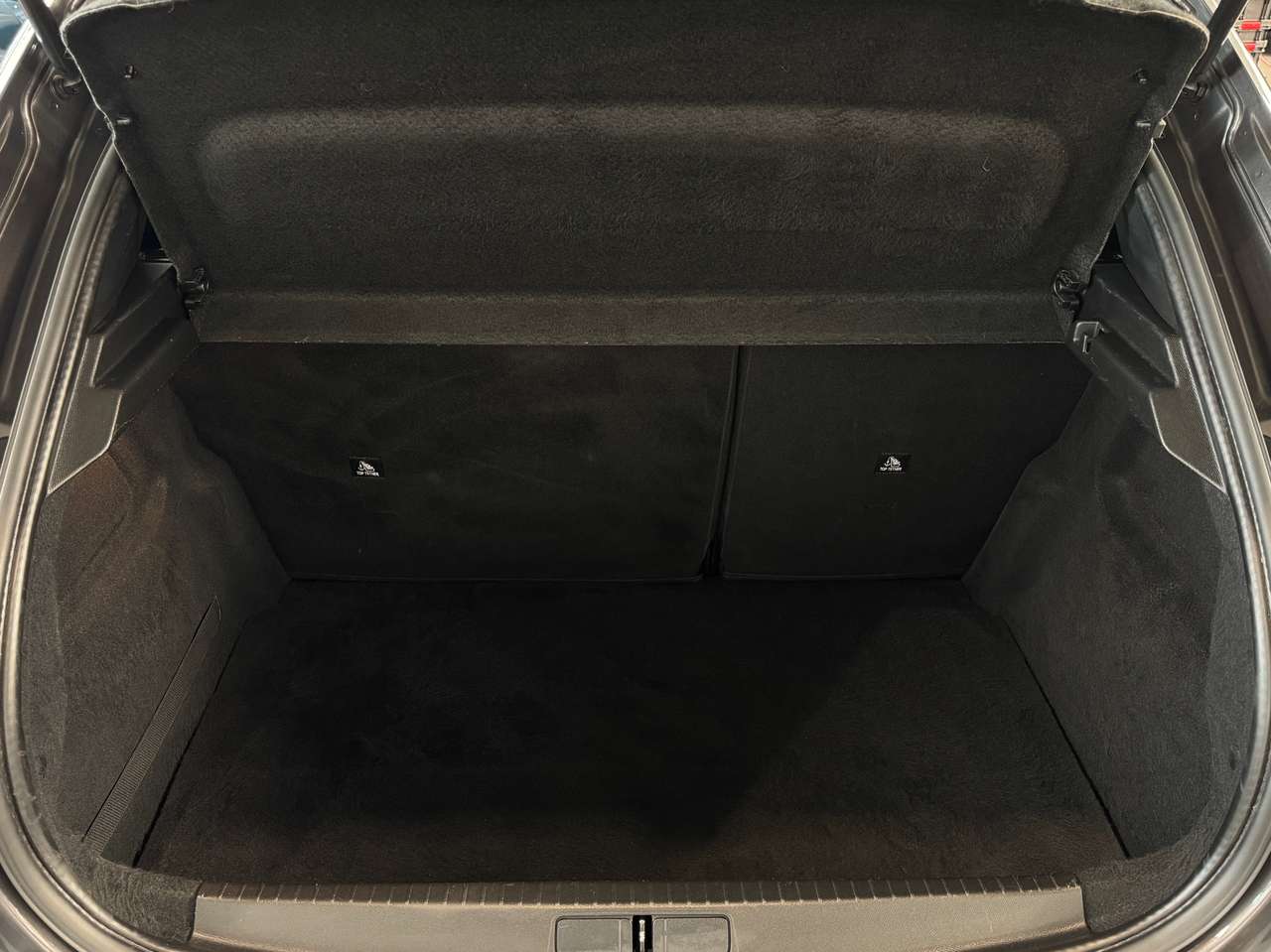 Peugeot 208 1.2 PureTech GT Automaat — foto 5 van 17