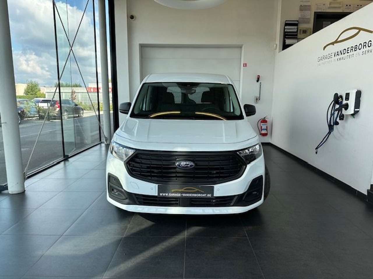 Ford Transit Connect 2.0 ECOBLUE NIEUW OKM  SLECHTS 21300+BTW!!!!! — foto 2 van 19