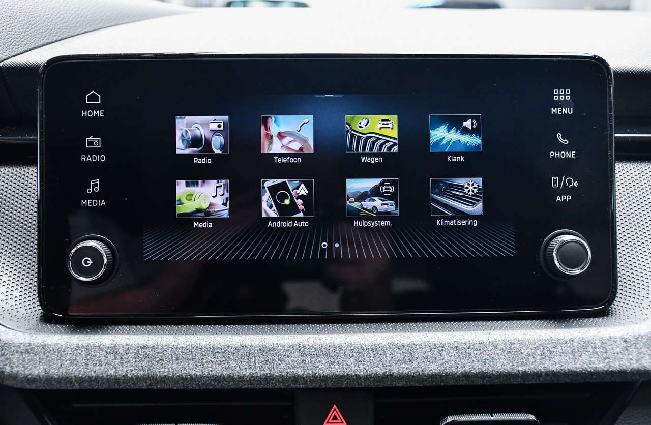 Skoda Kamiq Kamiq 1.0 TSI Selection DSG - NAVI SMARTLINK / PDC — foto 10 van 18
