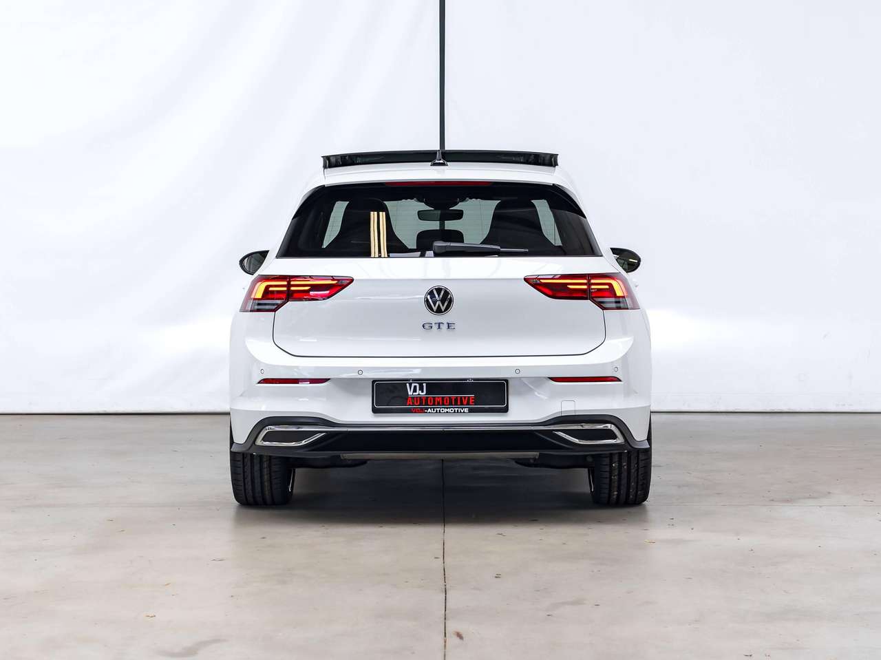 Volkswagen Golf GTE PANO|KEYLESS|STOELVERW.|SFEERVERL.|LA|ACC| — foto 4 van 25