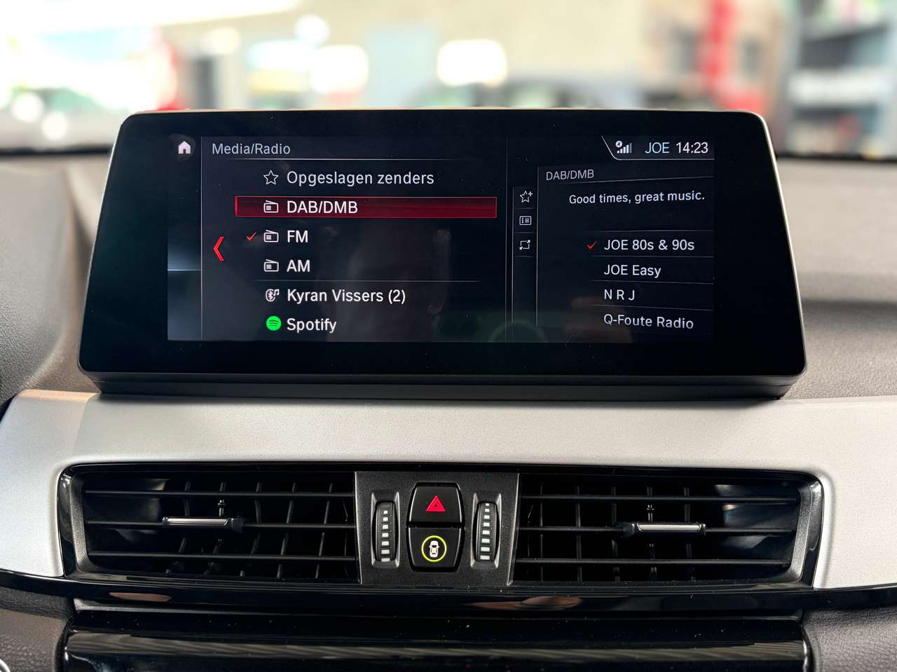 BMW X1 xDrive25e | Head-up Display | Cruise Control | DAB — foto 12 van 19