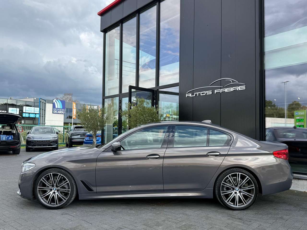 BMW 520 iA M-Pack Dealerprice 20999 euro ttc — foto 5 van 17