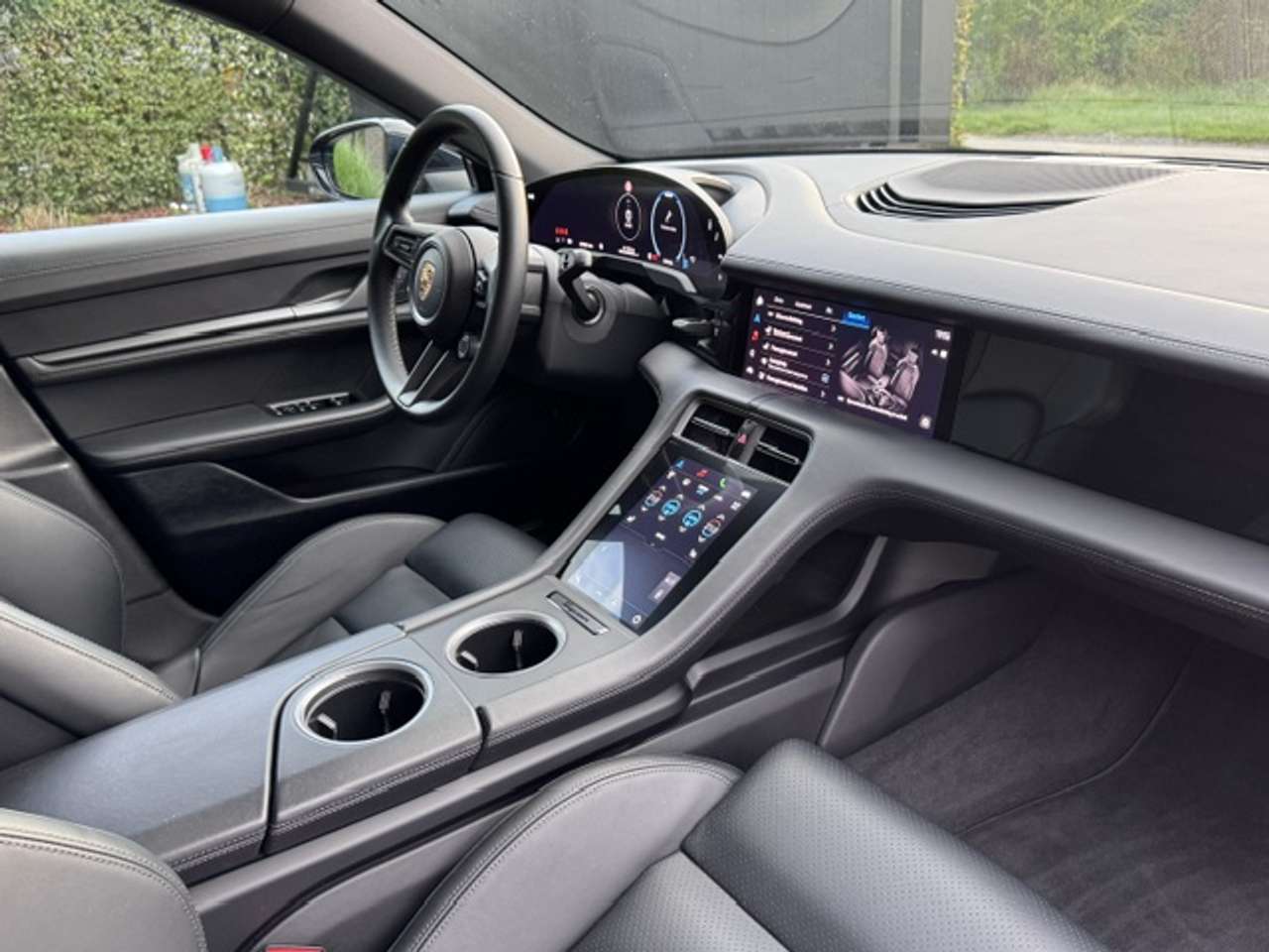 Porsche Taycan *VERKOCHT* — foto 14 van 25